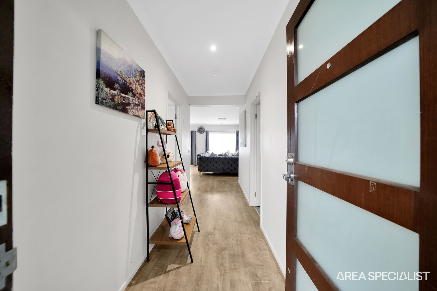 4 Ainsley Road, Thornhill Park, Thornhill Park - Thumbnail 2
