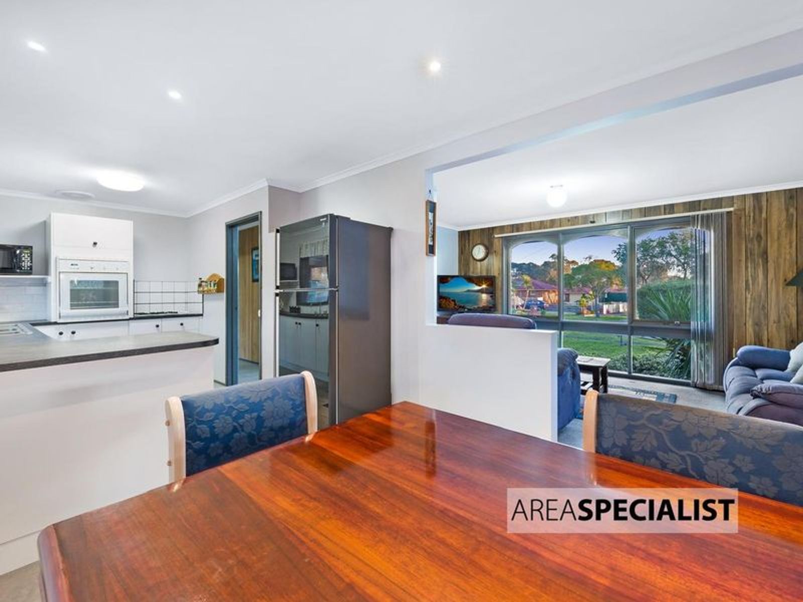 4 Paul Court, Hampton Park, VIC 3976, Hampton Park - Thumbnail 4
