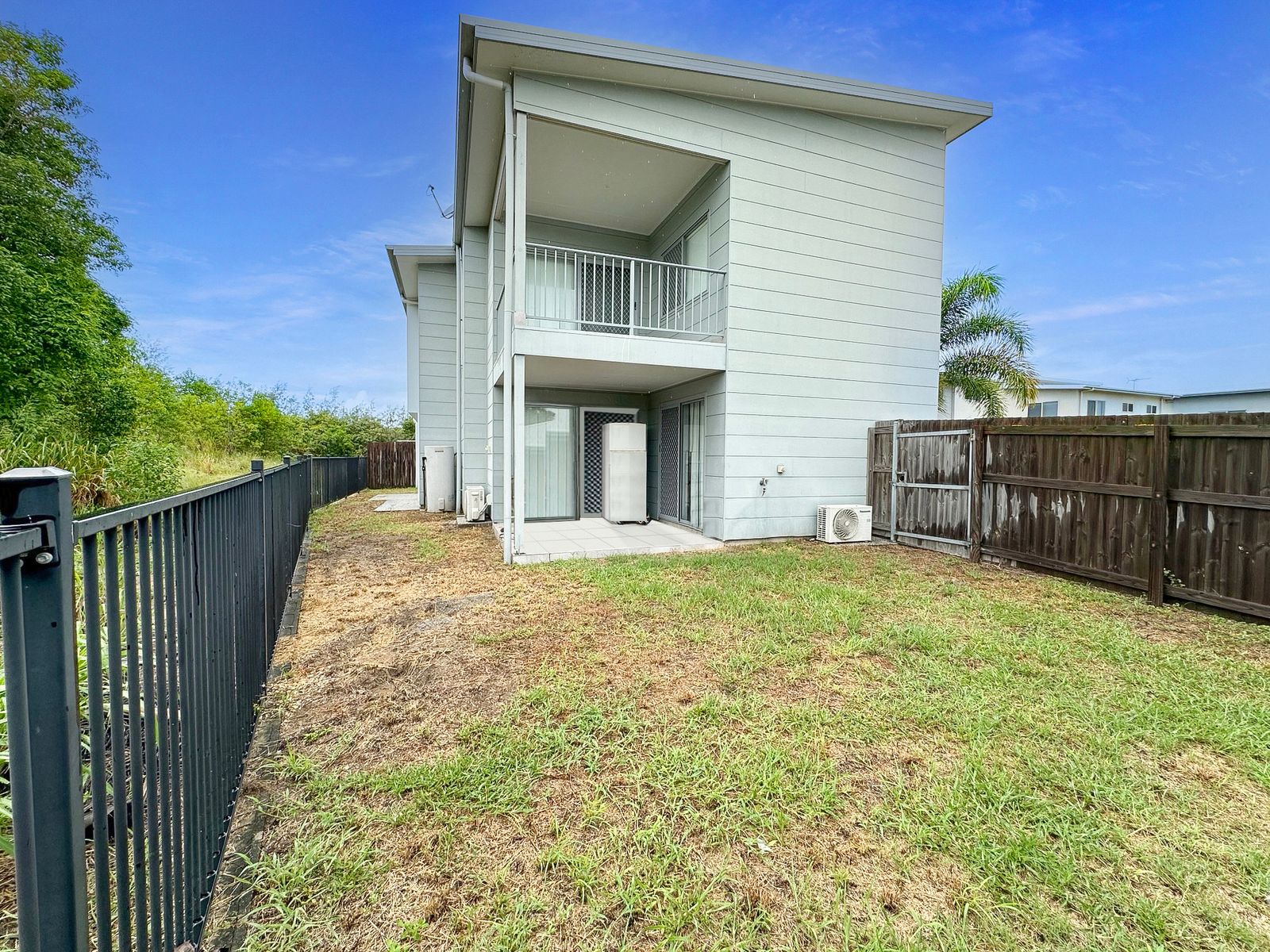 2/20 Vaucluse Crescent, East Mackay QLD 4740, East Mackay - Thumbnail 2