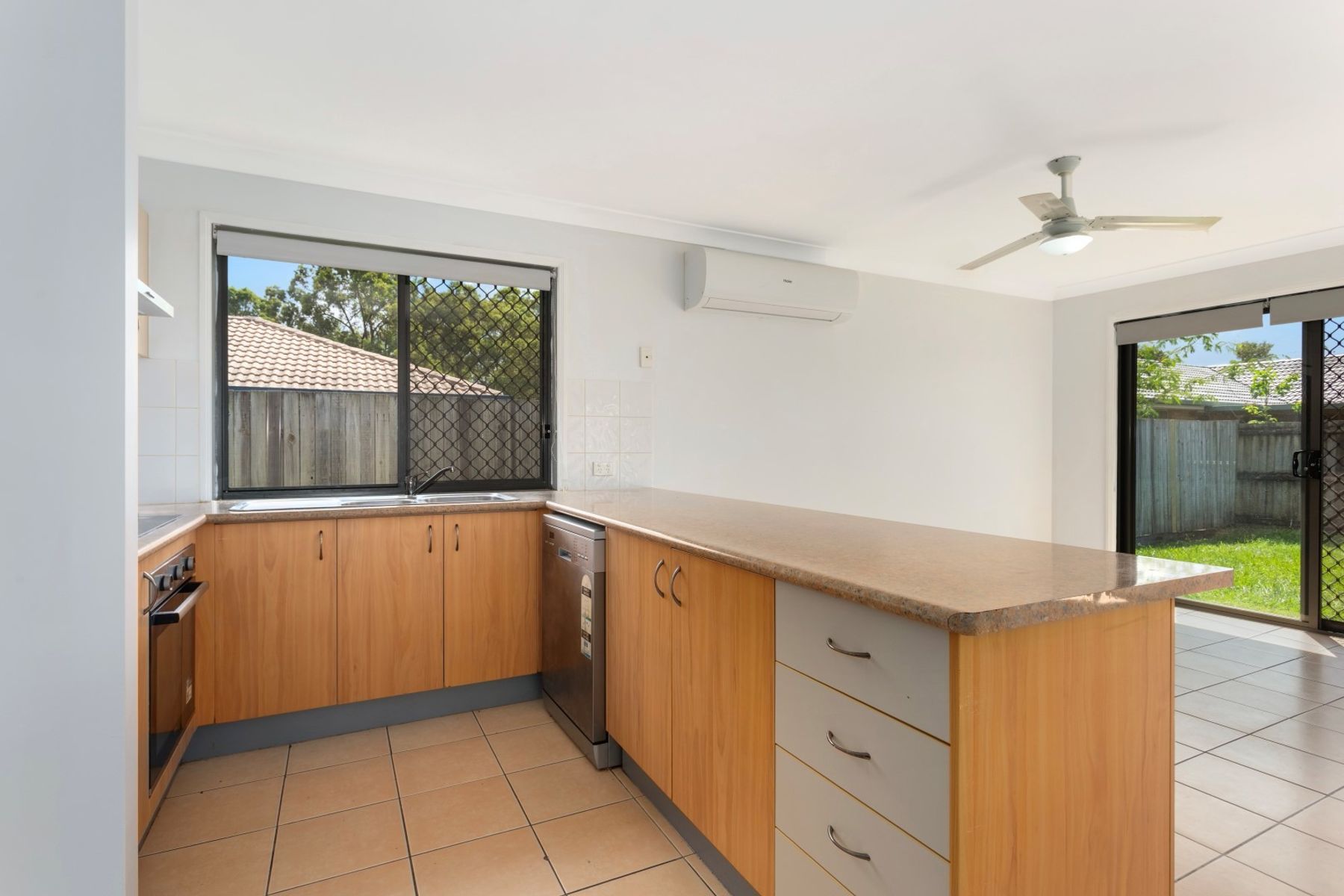 6 Broadway Avenue, Marsden QLD 4132, Marsden - Thumbnail 3