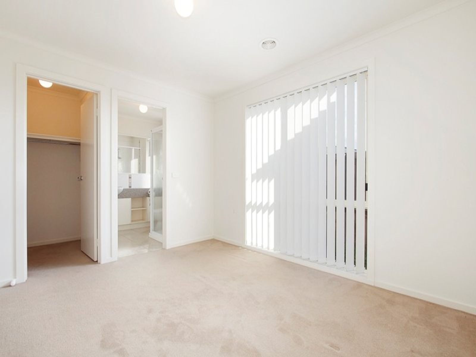 1/107, Cranbourne West - Thumbnail 6