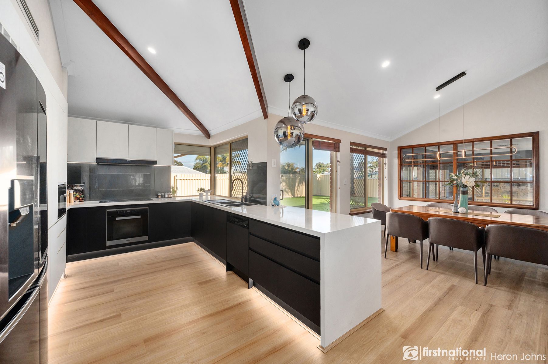 7 Sellen Court, Leeming WA 6149, Leeming - Thumbnail 5