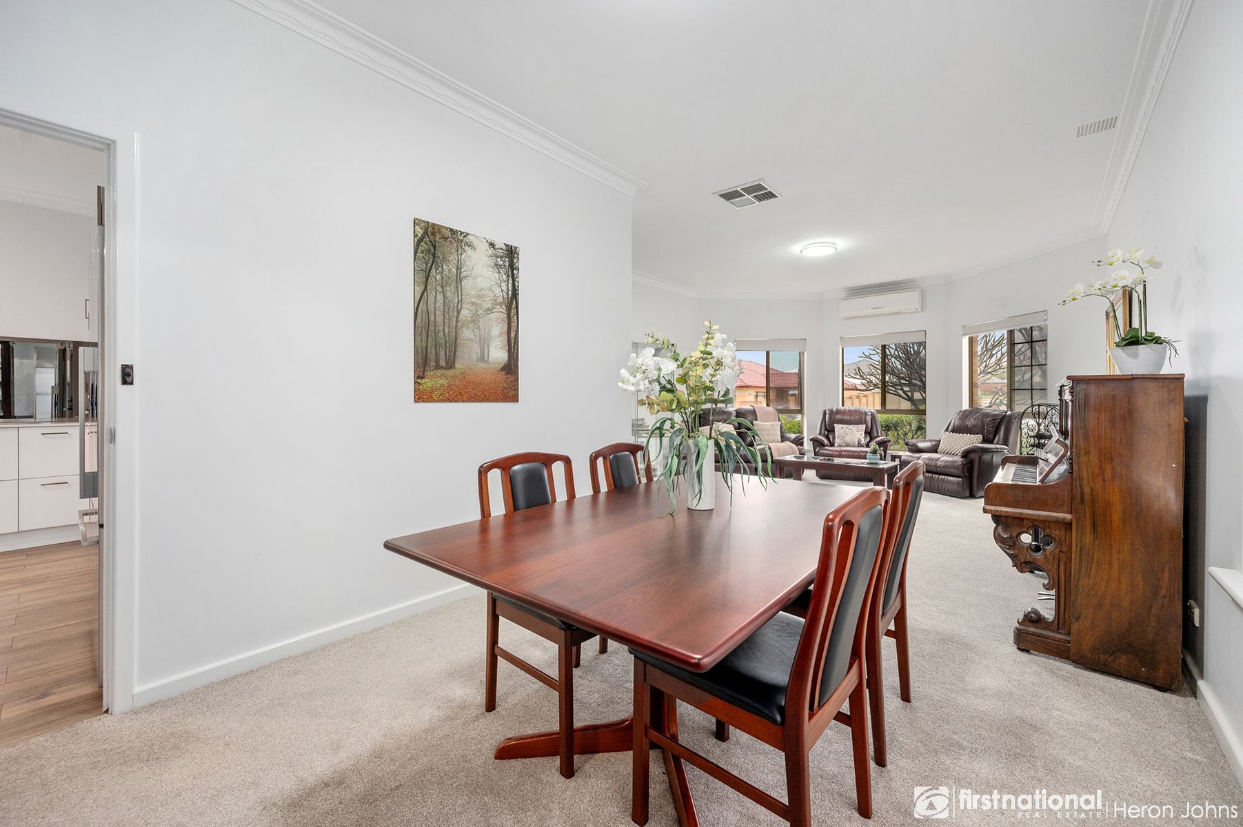 8 Ewing Avenue, Bull Creek WA 6149, Bull Creek - Thumbnail 3