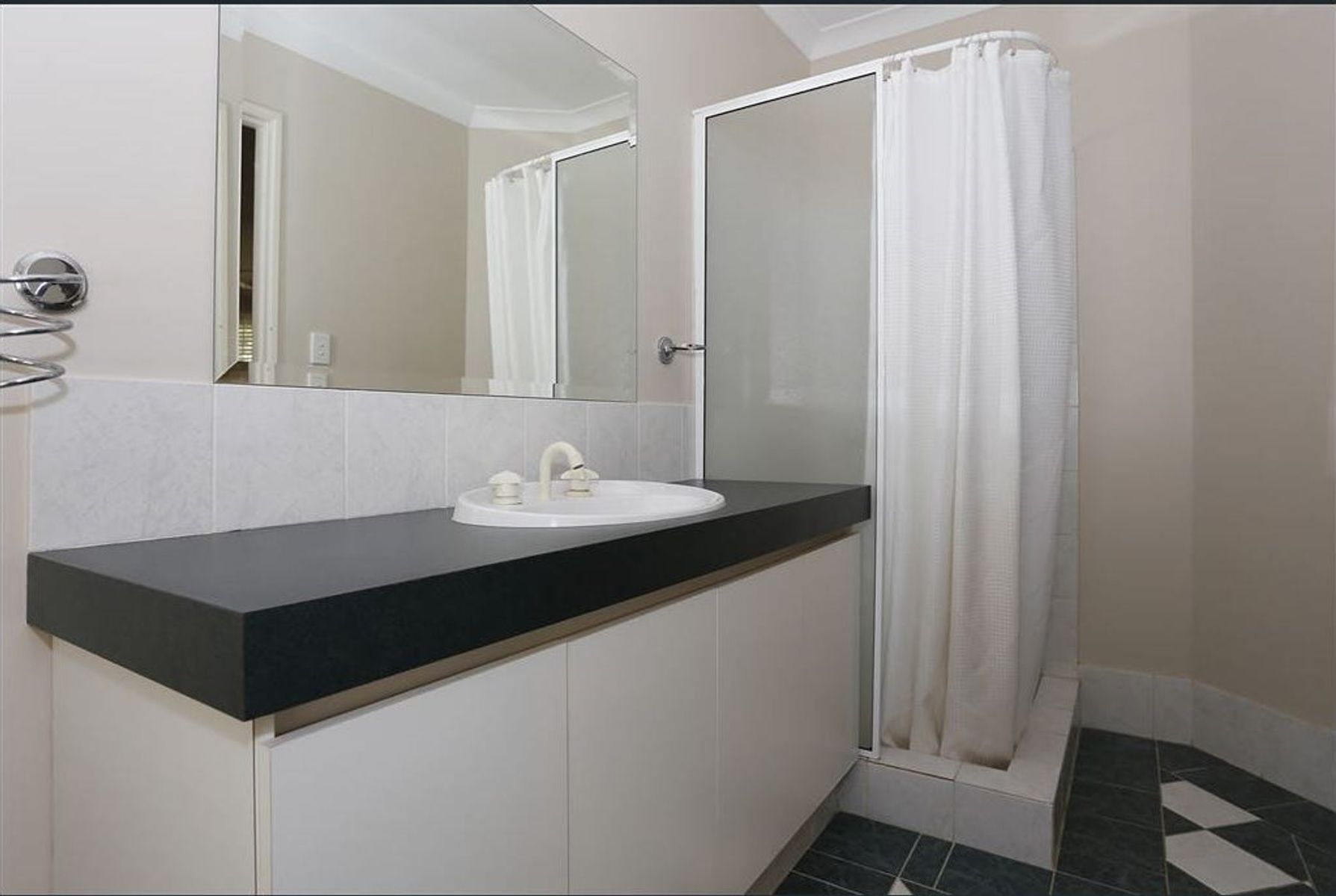 1 Mirabeau Mews, Bibra Lake WA 6163, Bibra Lake - Thumbnail 4