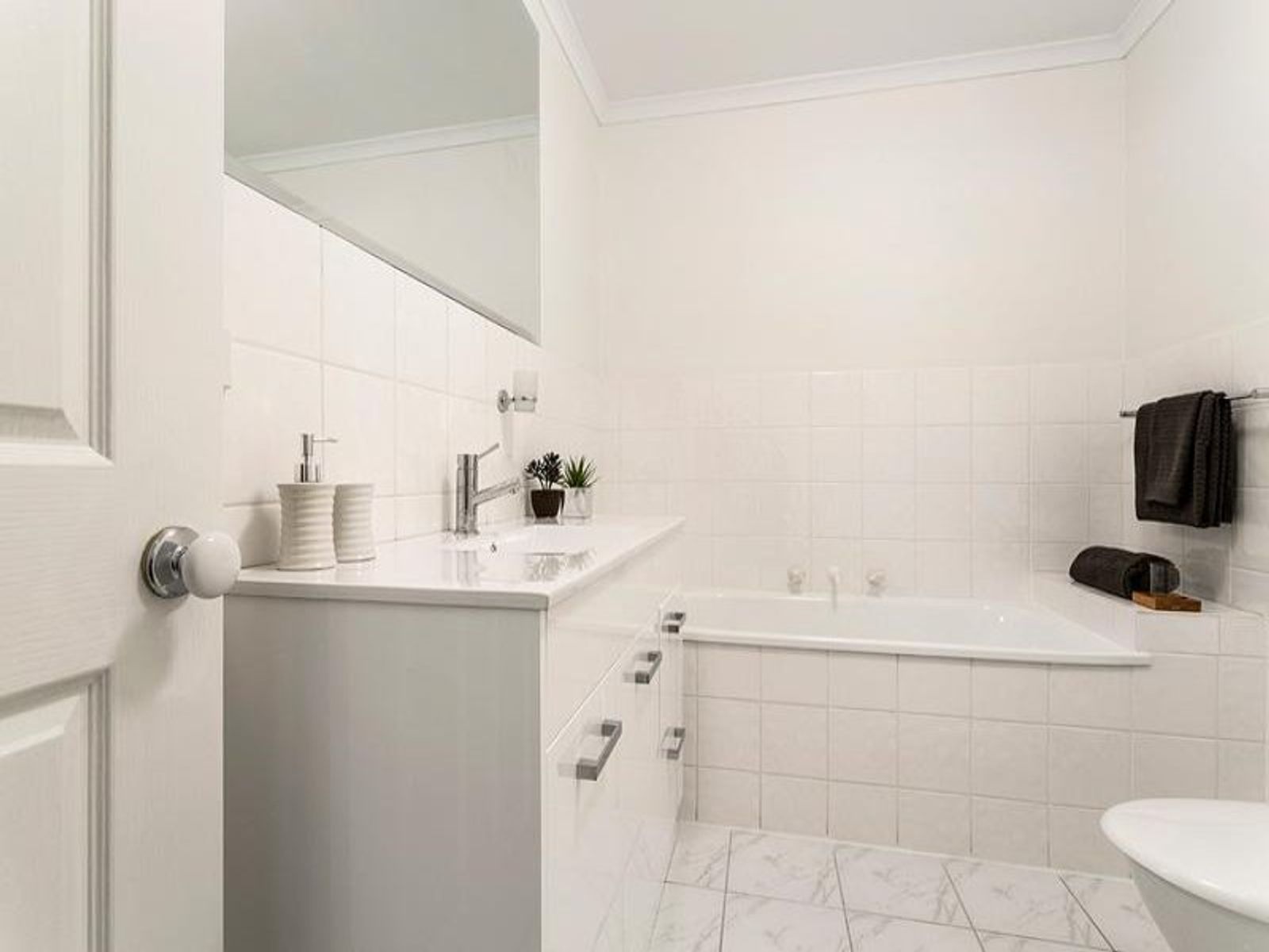 14 Market Street, Kensington - Thumbnail 8