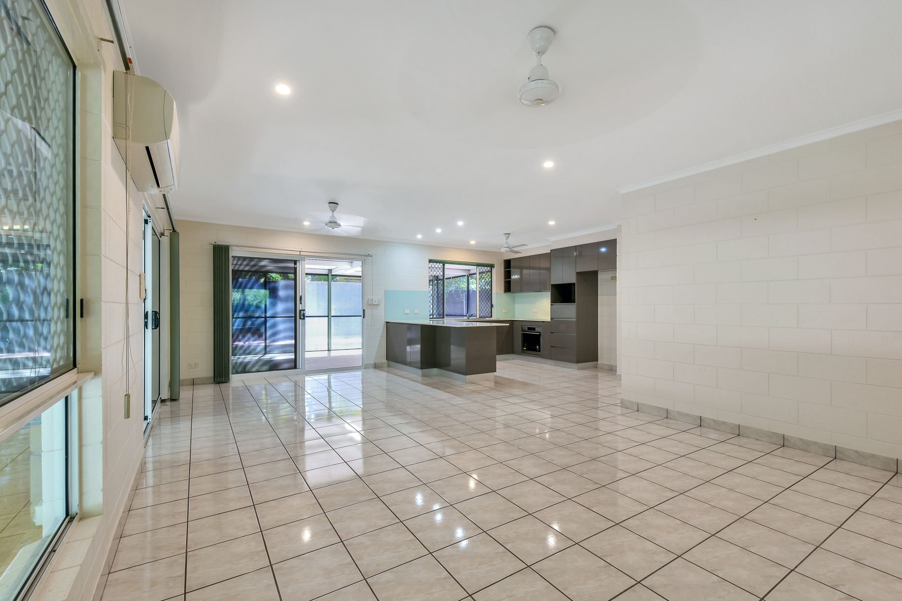 19 Dunbar Street, Gray NT 0830, Gray - Thumbnail 2