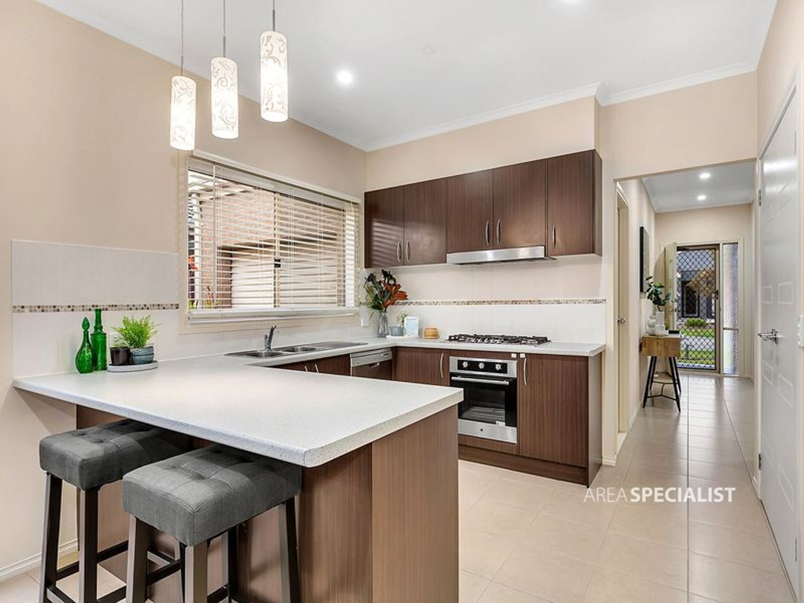 52 Valencia Cct, Cranbourne, VIC 3977, Cranbourne - Thumbnail 6