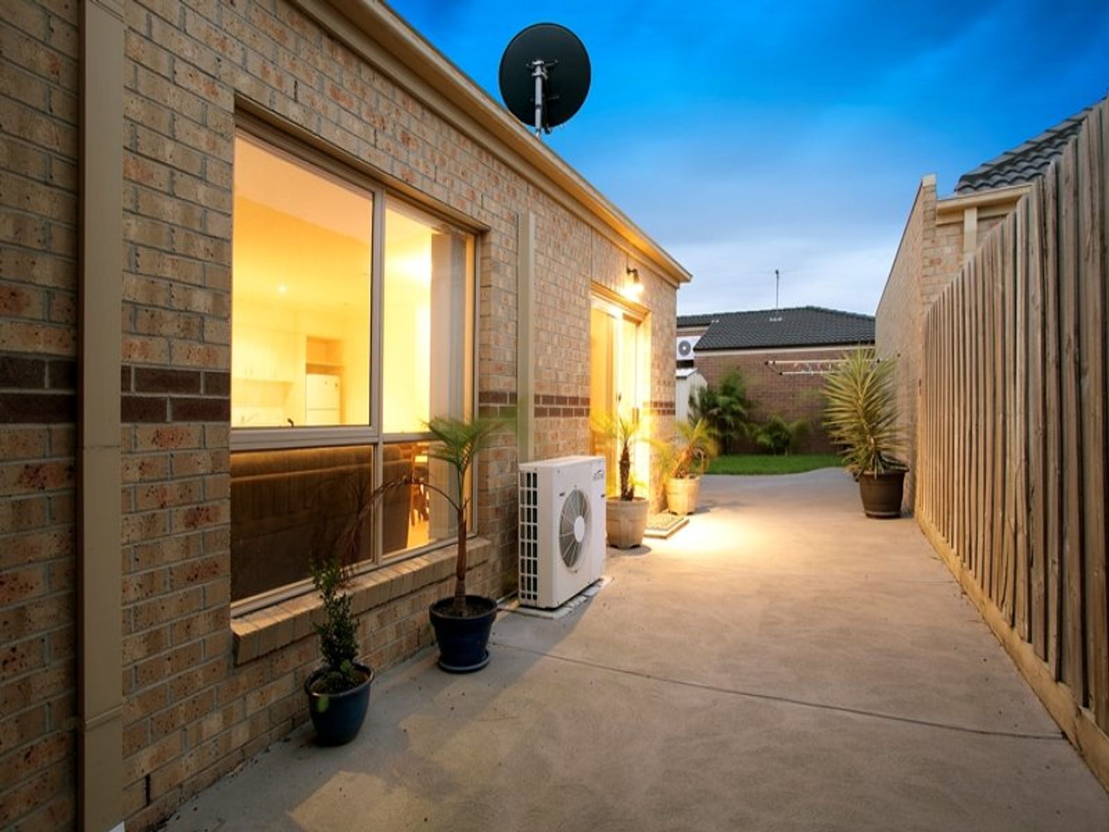 23 Sherbourne Drive, Carrum Downs, VIC 3201, Carrum Downs - Thumbnail 2