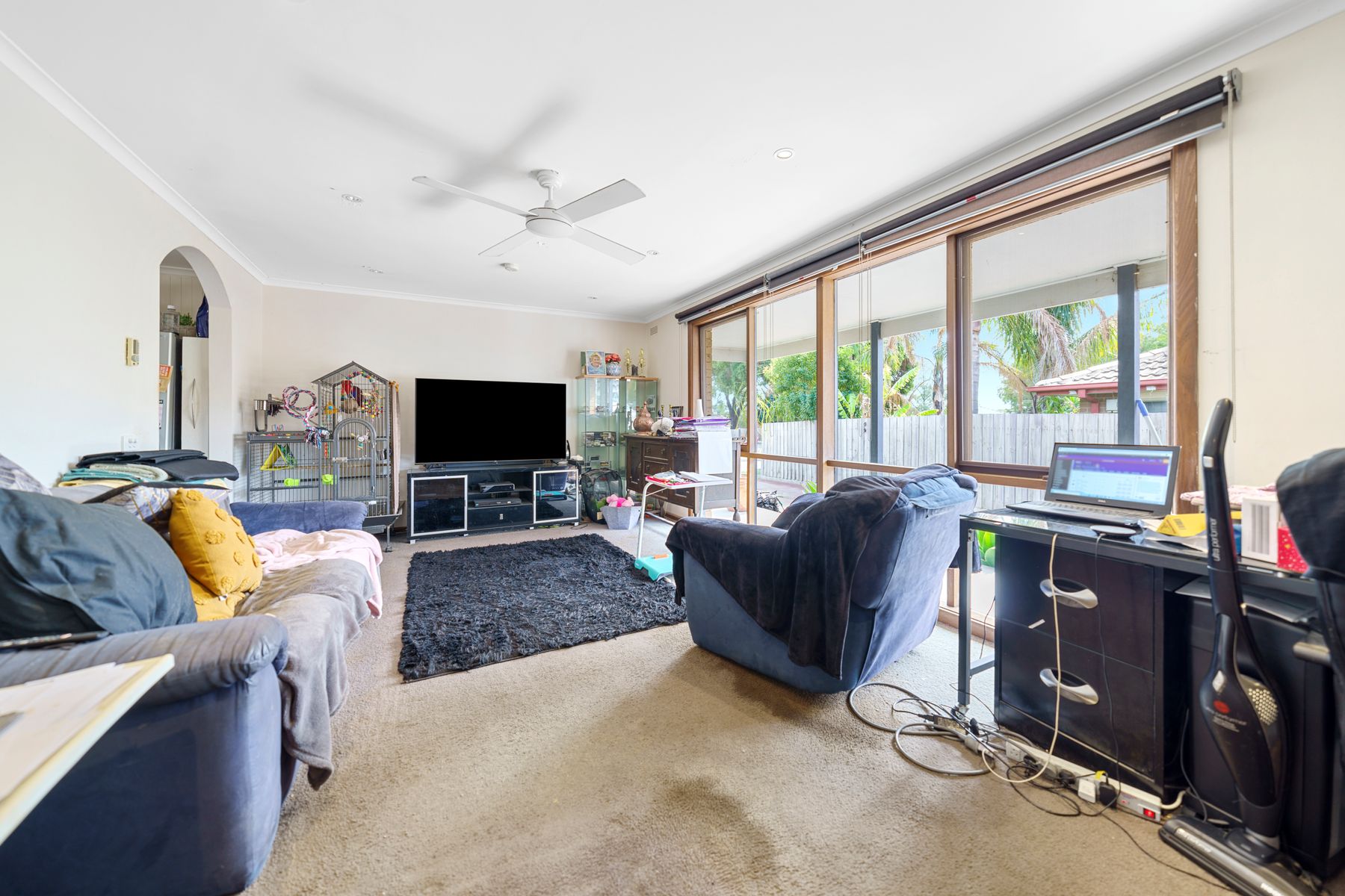 4 Highview Avenue, Cranbourne, VIC 3977, Cranbourne - Thumbnail 3