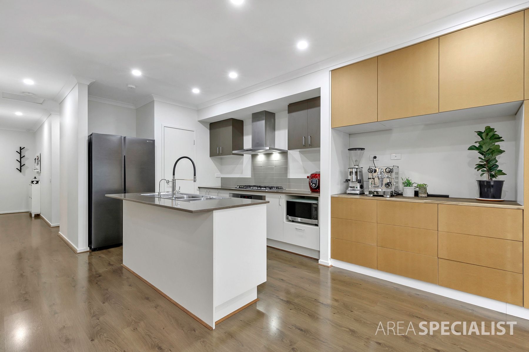 13 Westphalian Rise, Clyde North, VIC 3978, Clyde North - Thumbnail 6