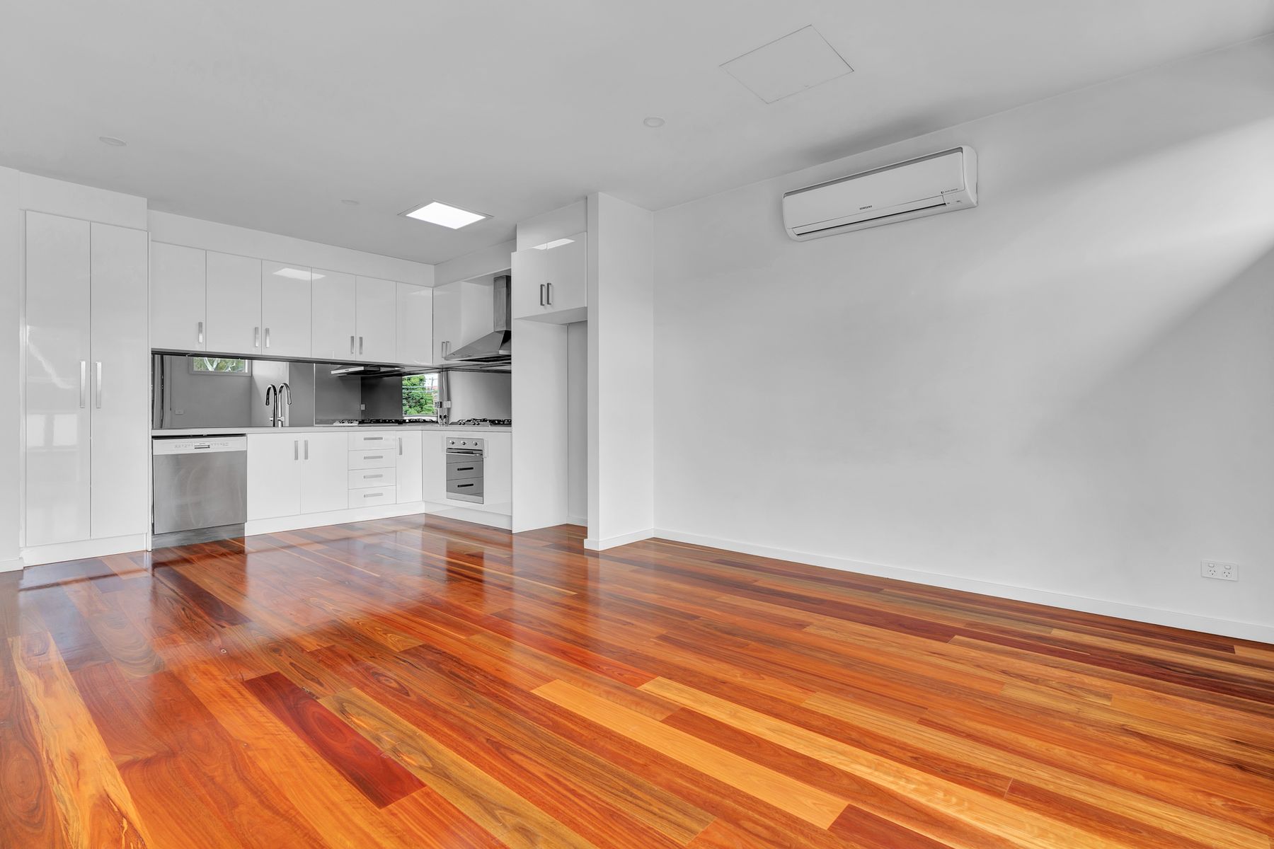 1/42 Pender Street, Thornbury, VIC 3071, Thornbury - Thumbnail 2