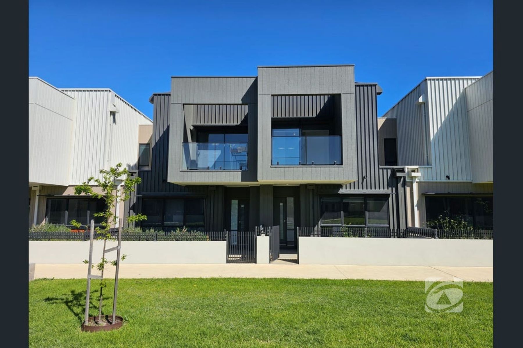 11 Tanzanite Court, Berwick VIC 3806, Berwick - Image 1