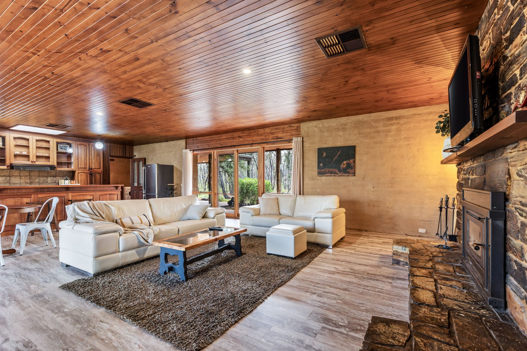 70 Melaleuca Avenue, Junortoun VIC 3551, Junortoun - Thumbnail 4