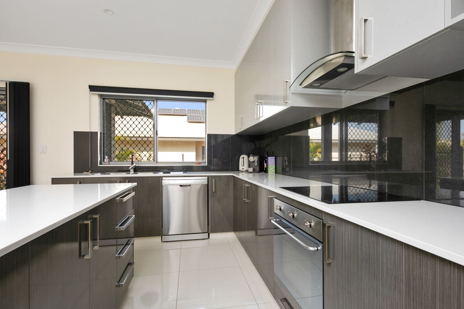 16 Farquhar Street, Muirhead NT 0810, Muirhead - Thumbnail 4