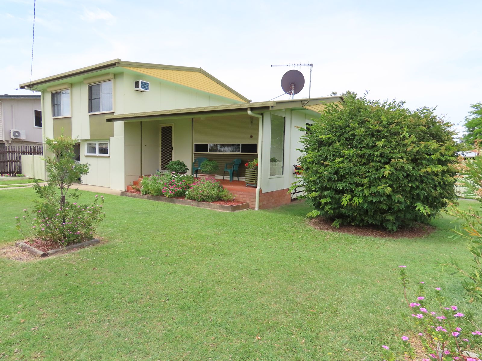 12 Harney Street, South Mackay QLD 4740