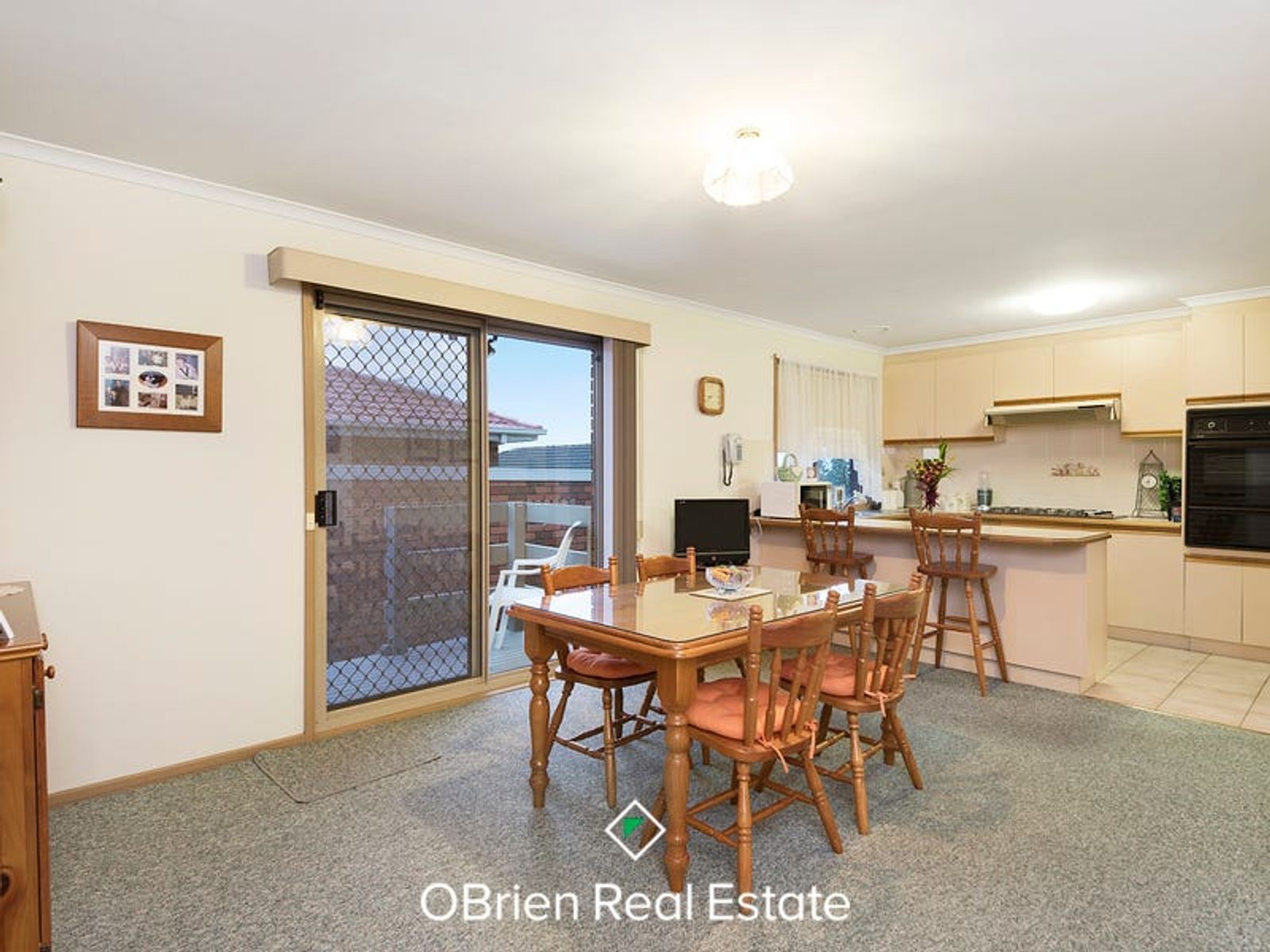 2/8 Southwell Close, Endeavour Hills, VIC 3802, Endeavour Hills - Thumbnail 3