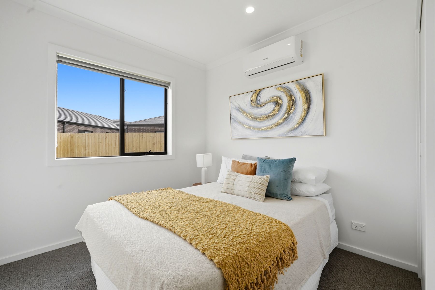 91 villa doria drive, Clyde North, Clyde North - Thumbnail 6