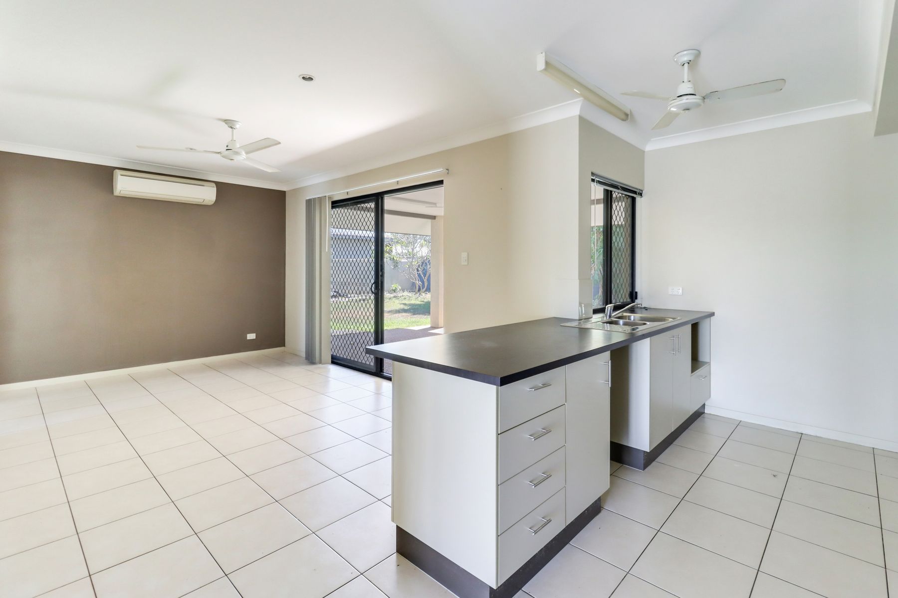 24 Flynn Circuit, Bellamack, NT 0832, Bellamack - Thumbnail 4