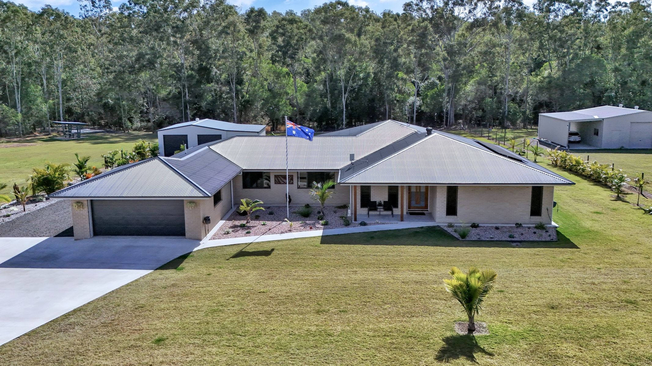 77 Park Avenue, North Isis QLD 4660, North Isis - Thumbnail 2