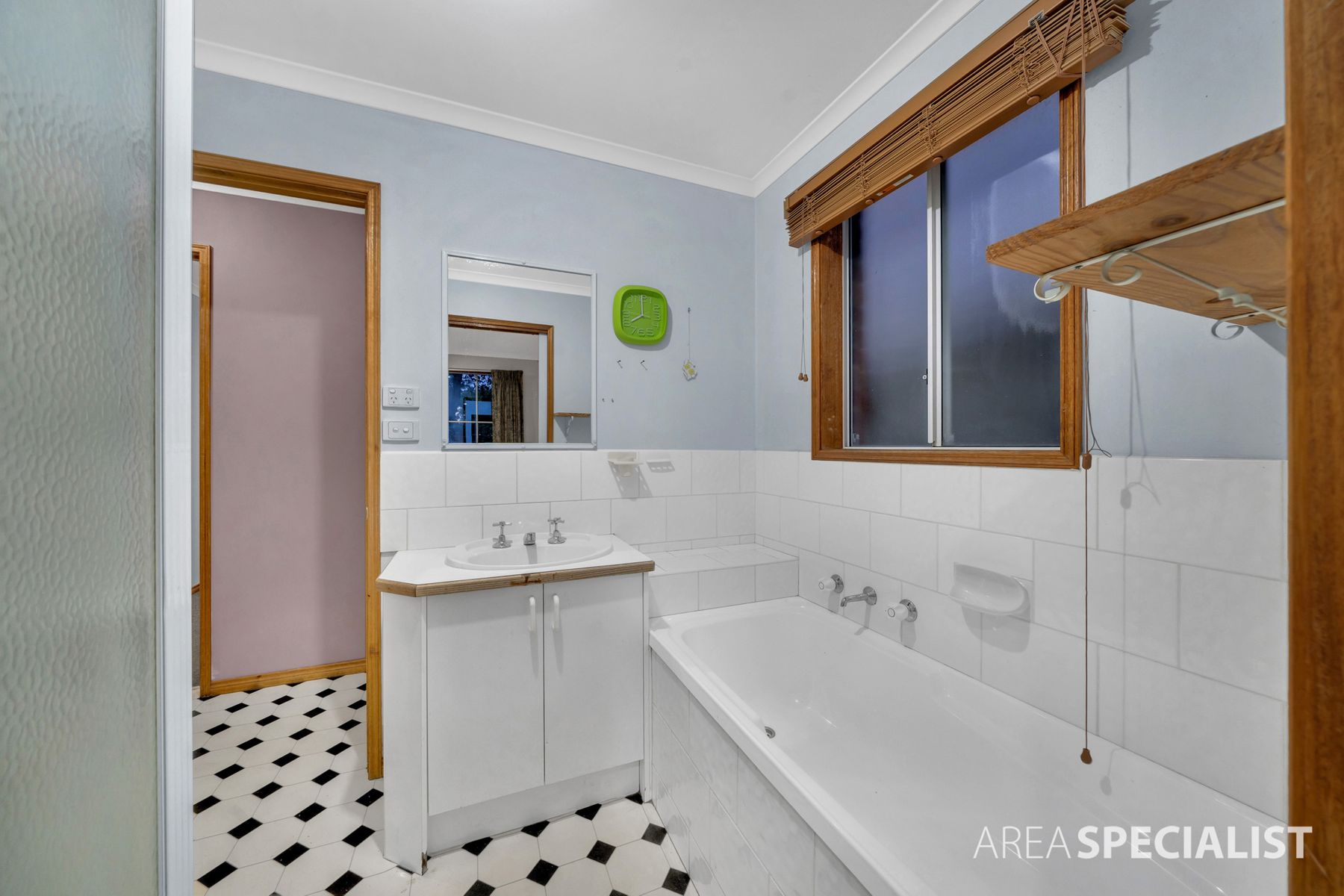 11 McGuigan Drive, Cranbourne West, VIC 3977, Cranbourne West - Thumbnail 4
