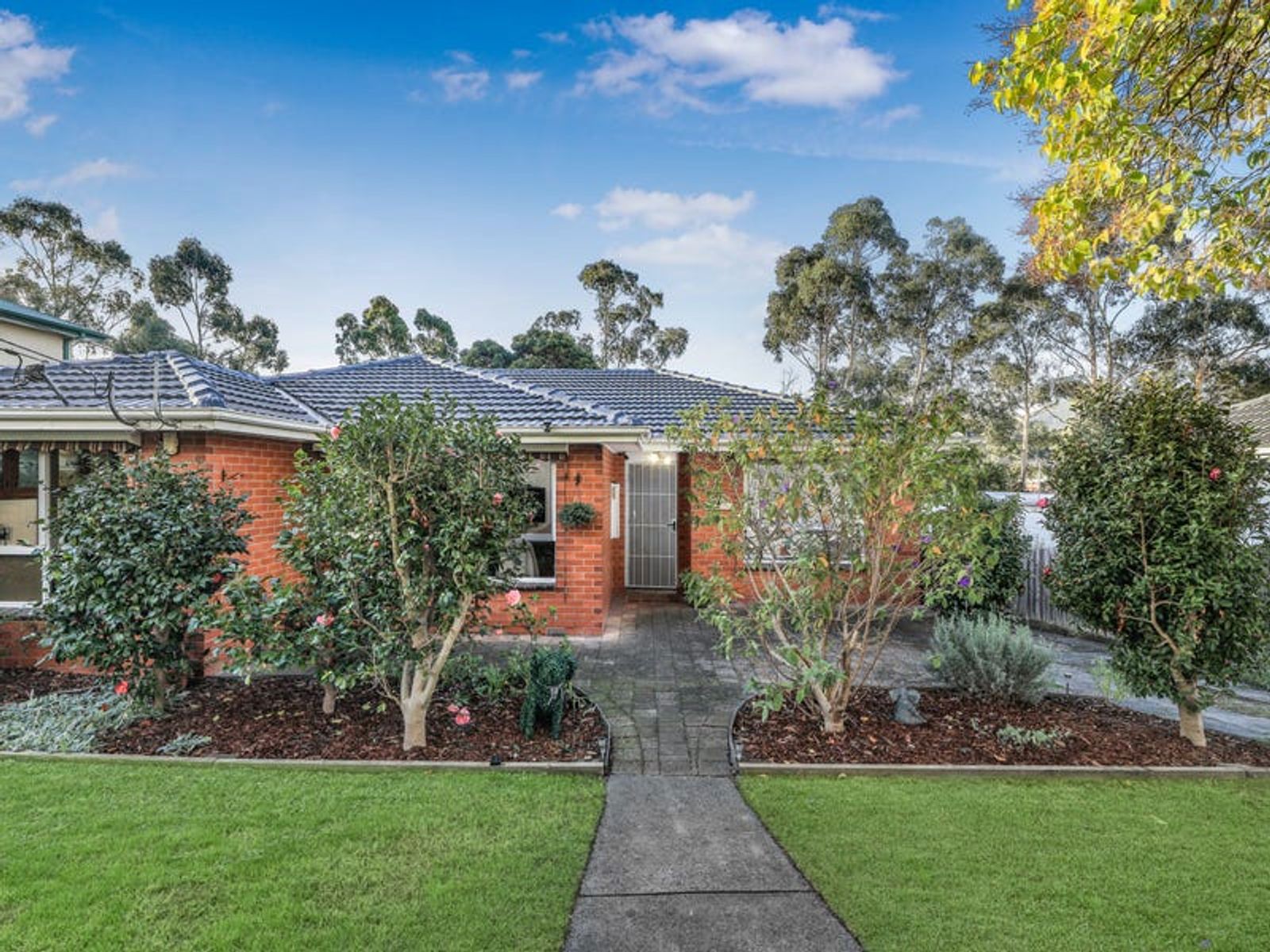 24 Merricks Close, Ferntree Gully, VIC 3156, Ferntree Gully - Thumbnail 2