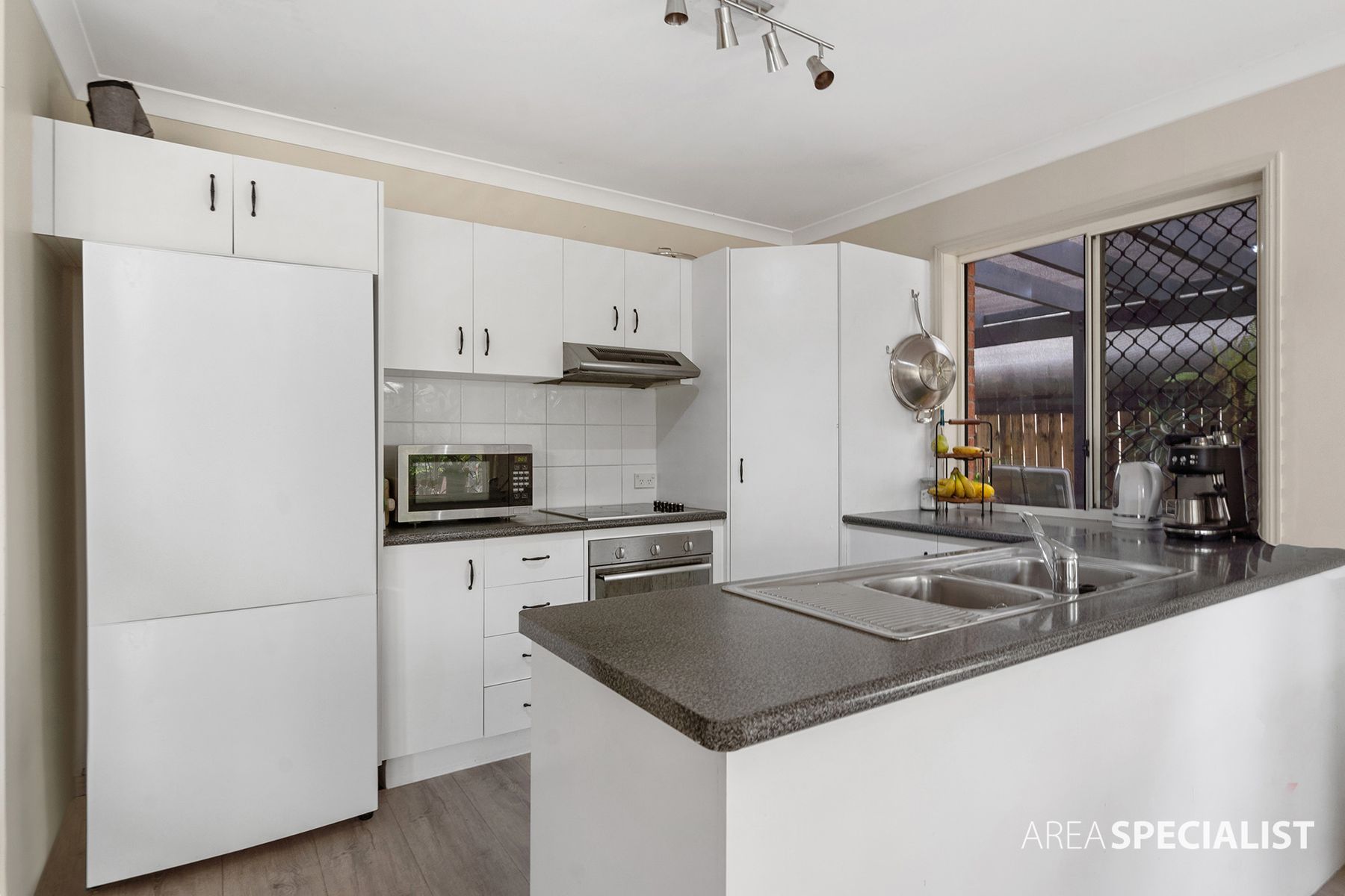 2/394 Pine Ridge Road, Coombabah, QLD 4216, Coombabah - Thumbnail 3