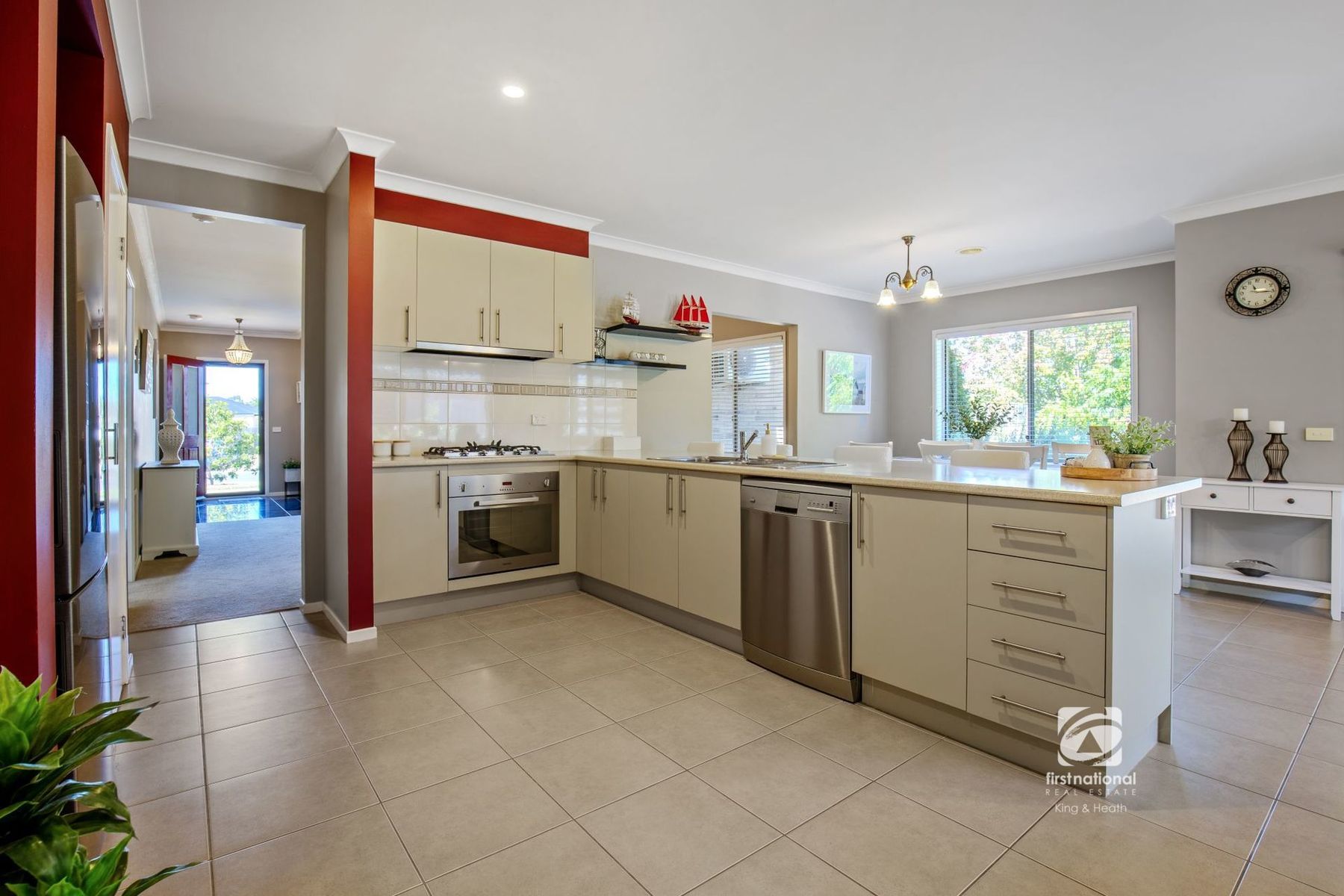 8 The Crescent, Paynesville VIC 3880, Eagle Point - Thumbnail 2