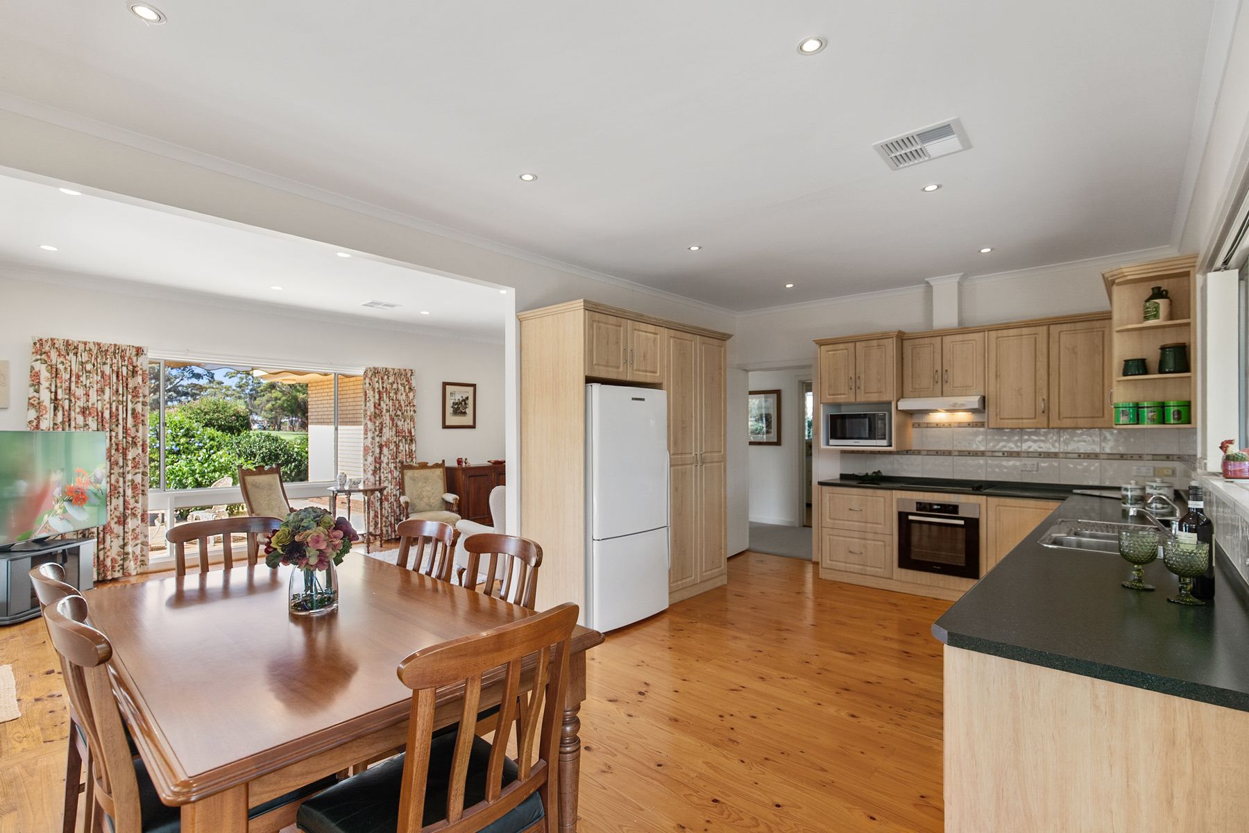 72 Tiddy Avenue, Maitland SA 5573, Maitland - Thumbnail 4