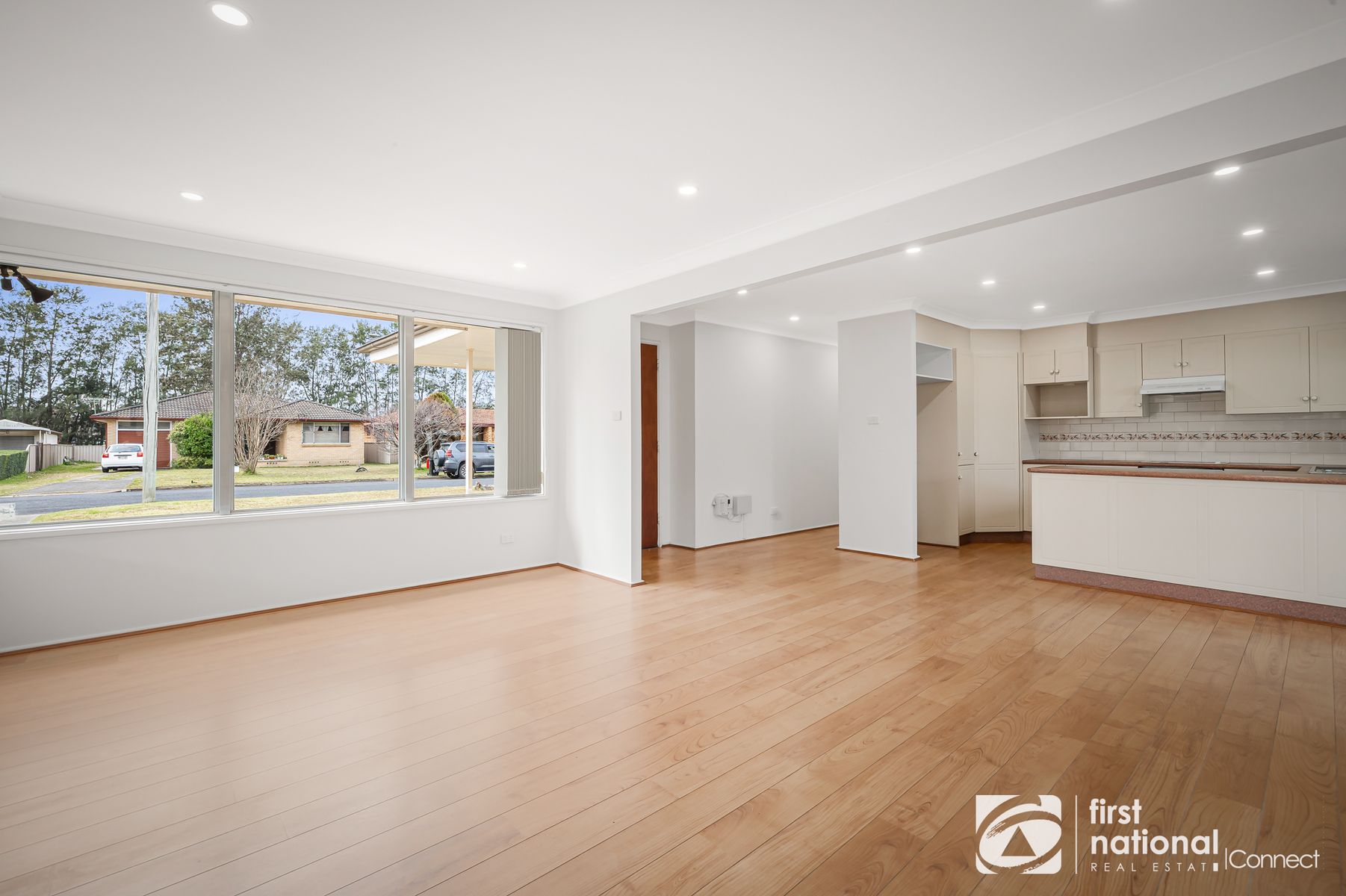 10 Rutherglen Avenue, Hobartville NSW 2753, Hobartville - Thumbnail 3