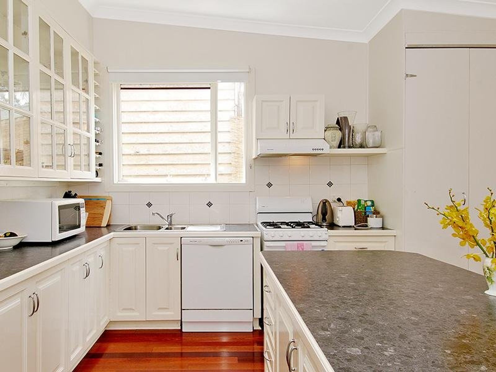 75 Ormond Street, Kensington - Thumbnail 3
