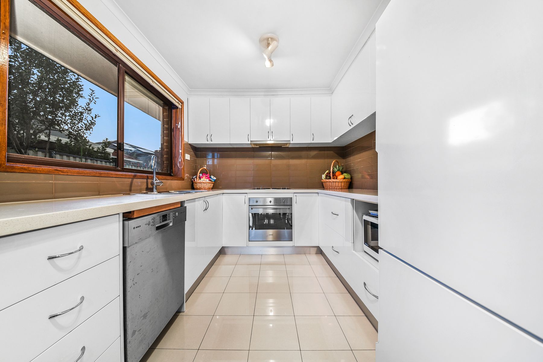 34 Cabinda Drive, Keysborough, VIC 3173, Keysborough - Thumbnail 4