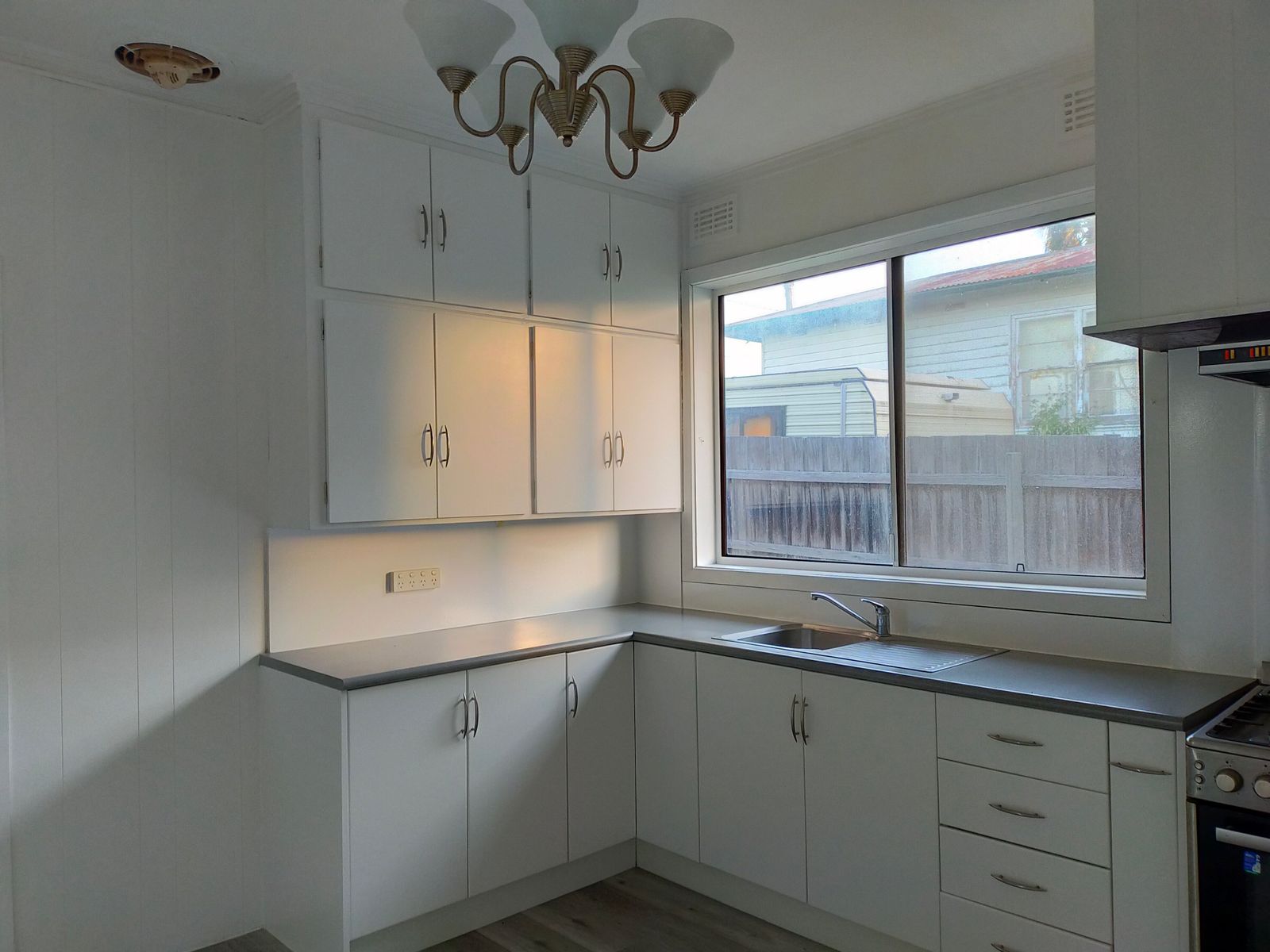 49 Butters Street, Morwell VIC 3840, Morwell - Thumbnail 3