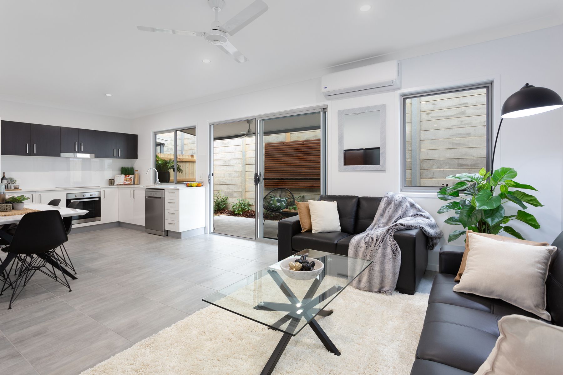 33/31 Jotown Drive, Coomera, QLD 4209, Coomera - Thumbnail 2