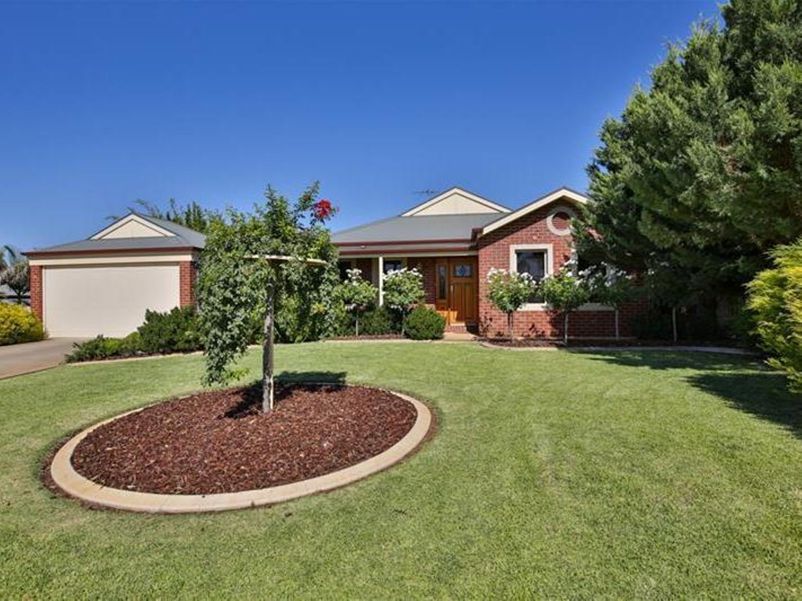 35 Wadsworth Drive, Gol Gol - Image 1