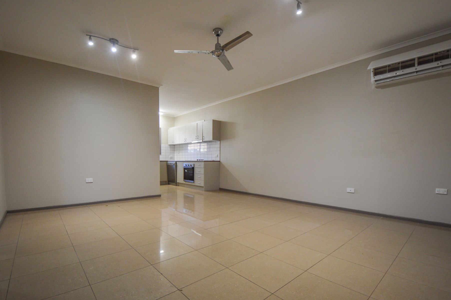 8B Yarrunga Crescent, South Hedland WA 6722, South Hedland - Thumbnail 7