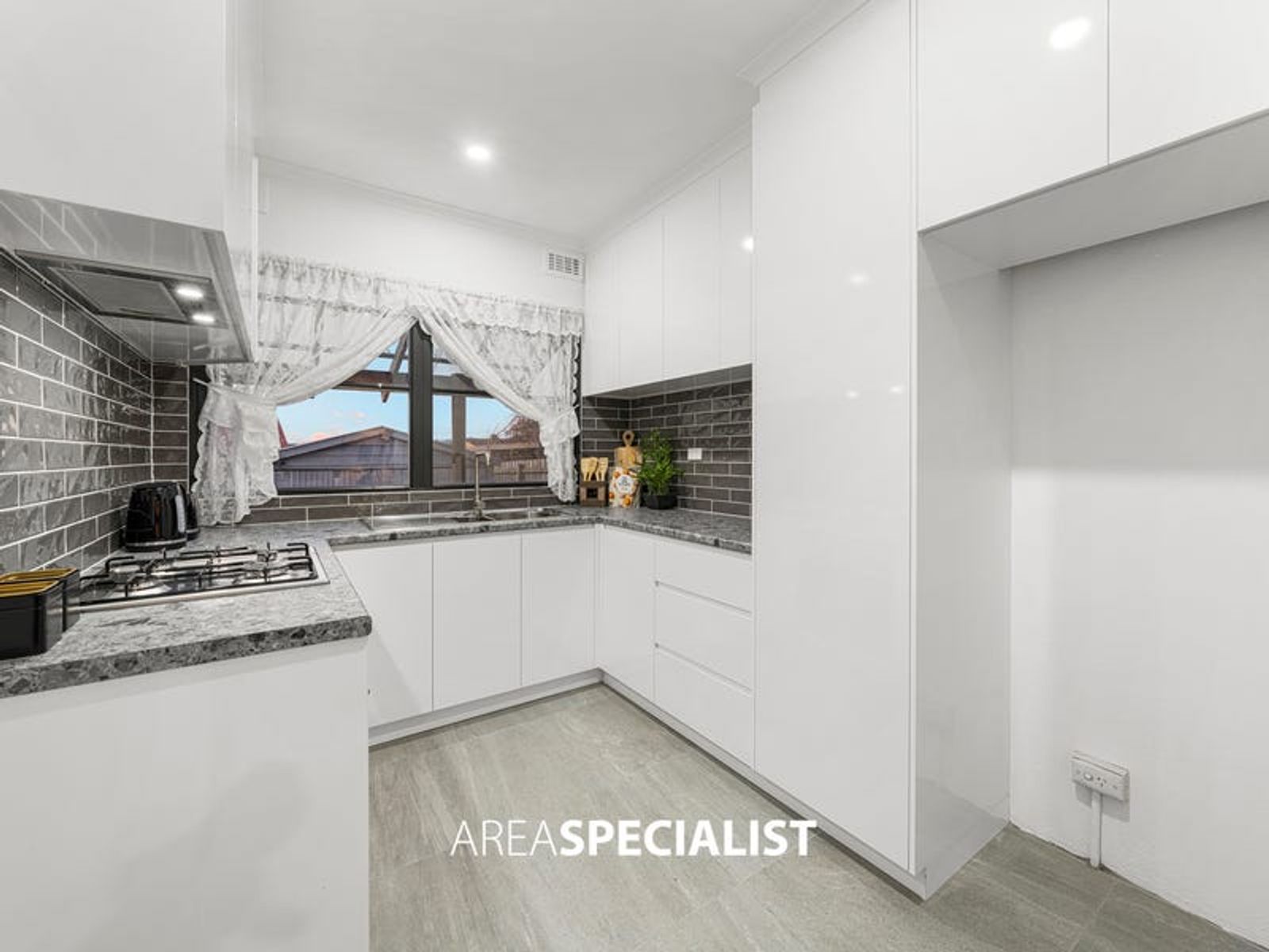 45 Ti, Doveton - Thumbnail 5