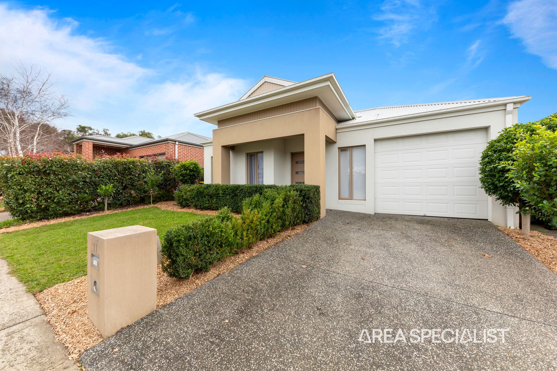11 Flinders Park Drive, Officer, Officer - Thumbnail 2