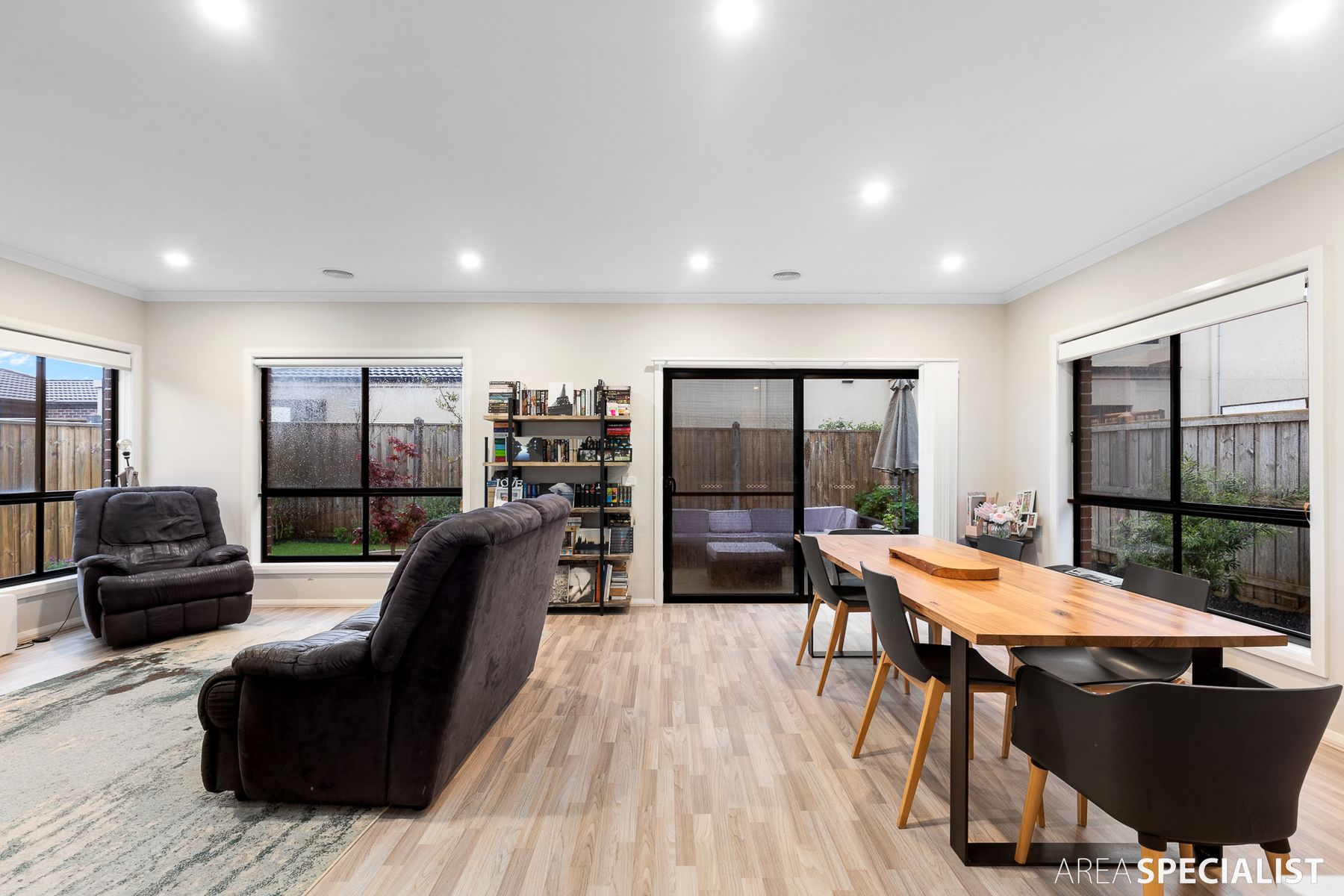 13 Independence Avenue, Point Cook, VIC 3030, Point Cook - Thumbnail 5
