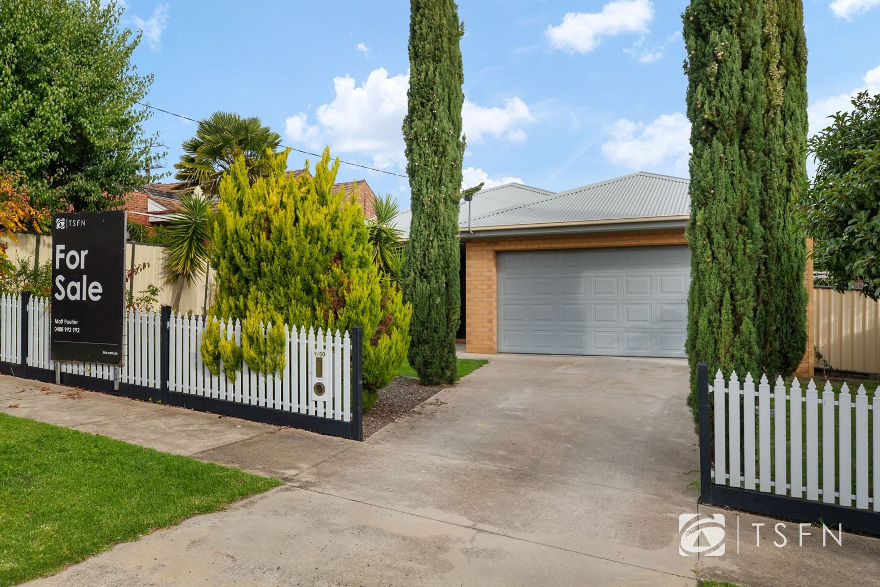 1/50 Hammer Street, Flora Hill VIC 3550