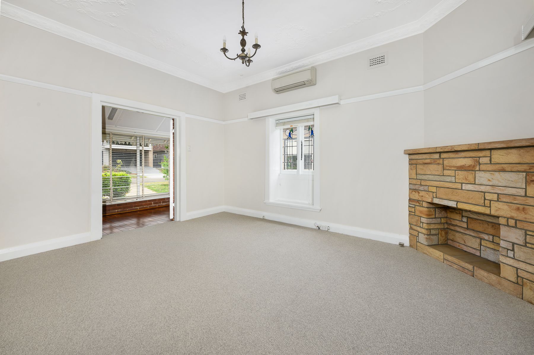 48 Station Street, Thornleigh NSW 2120, Thornleigh - Thumbnail 2