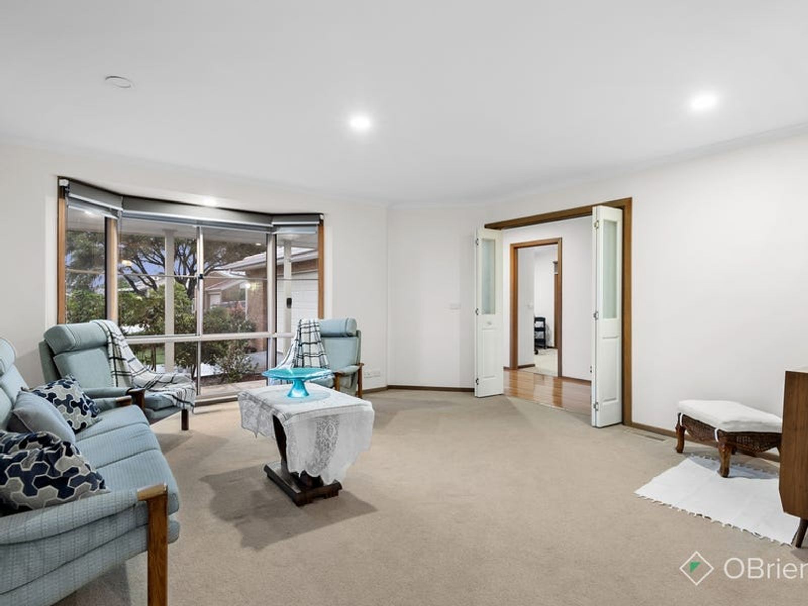 10 Maryrose Crescent, Endeavour Hills, VIC 3802, Endeavour Hills - Thumbnail 2
