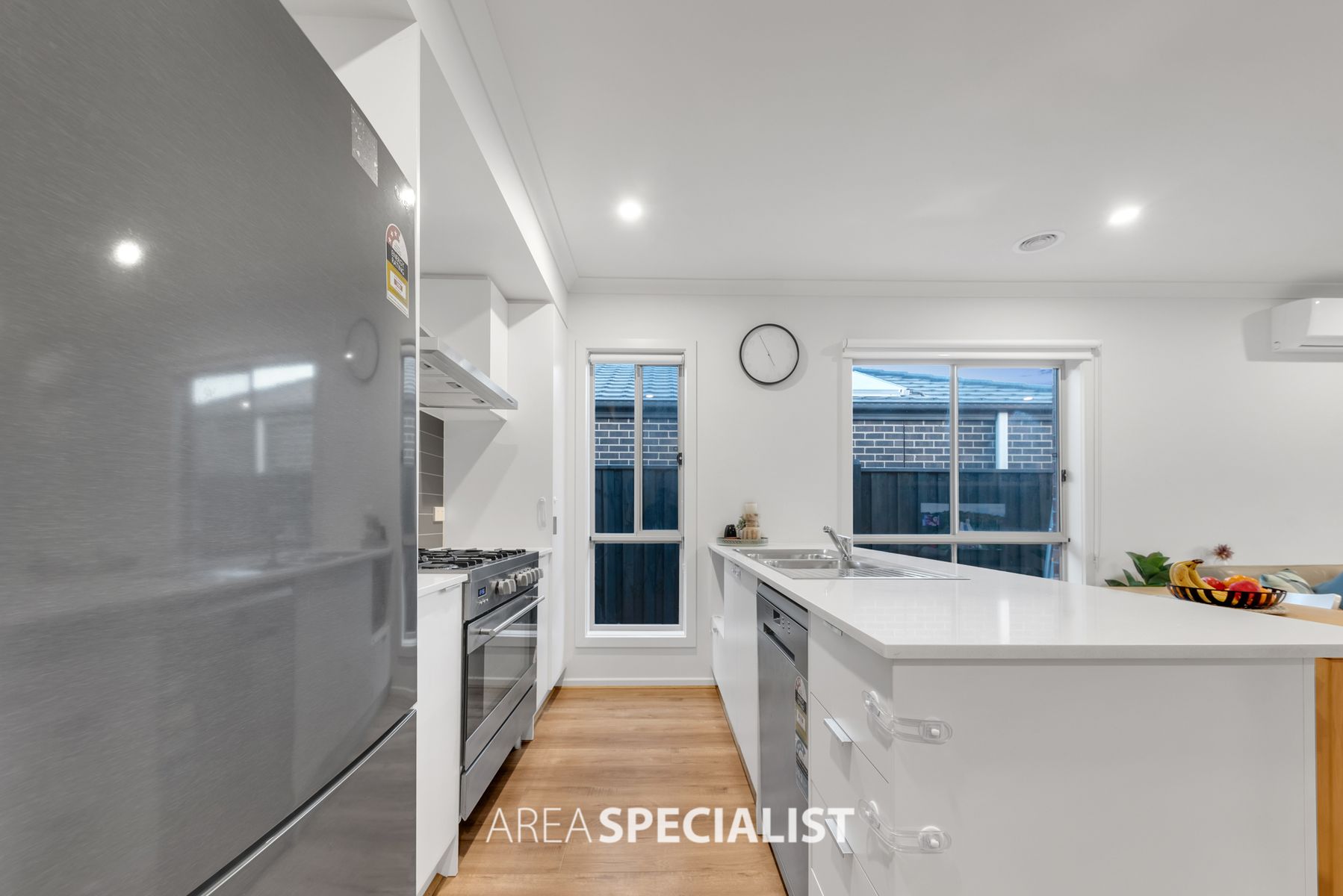 34 Diplomat Crescent, Cranbourne South, VIC 3977, Cranbourne South - Thumbnail 7