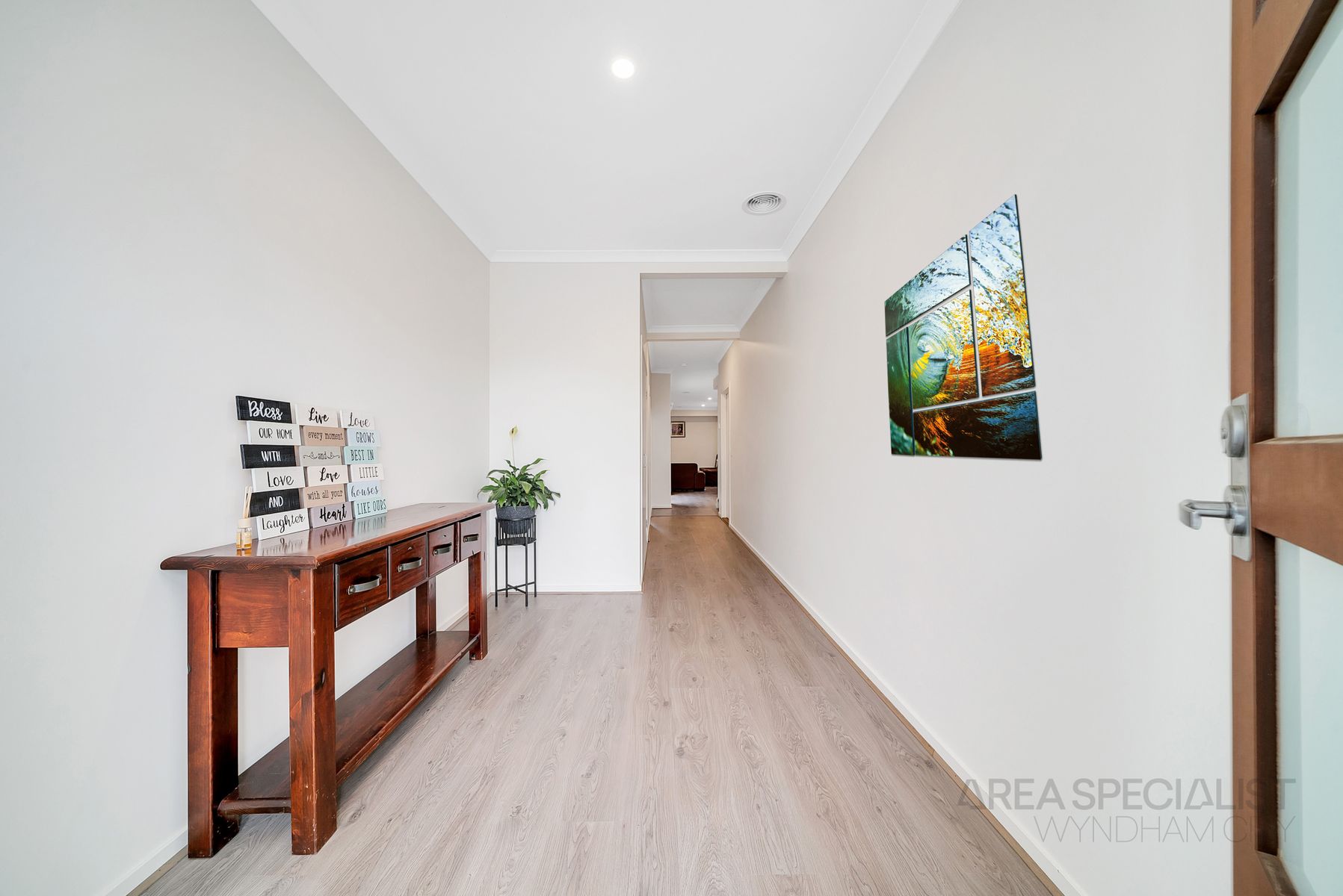 71 Abbotswick Circuit, Williams Landing, VIC 3027, Williams Landing - Thumbnail 3