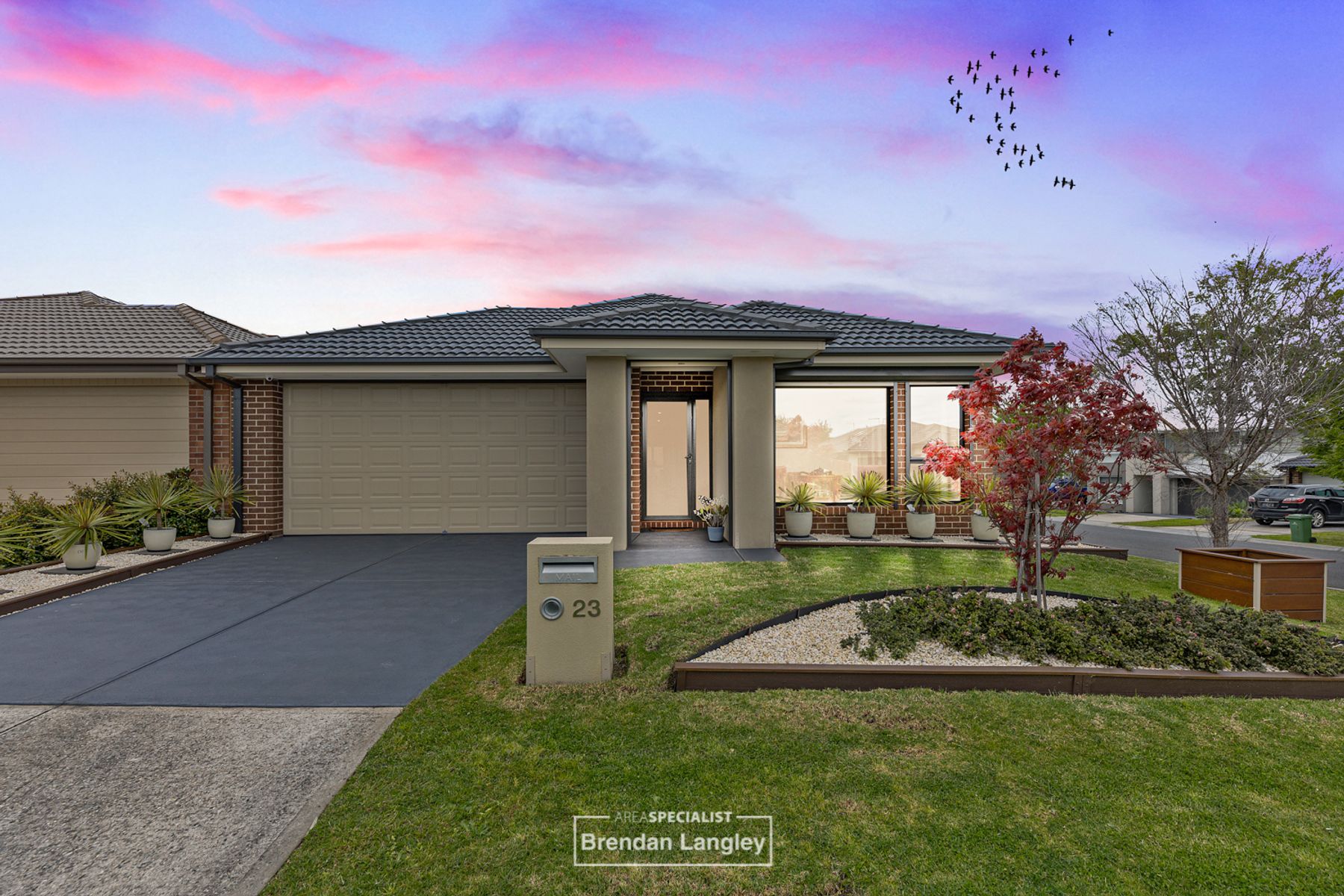 23 Clarendon Street, Pakenham, VIC 3810, Pakenham - Thumbnail 2