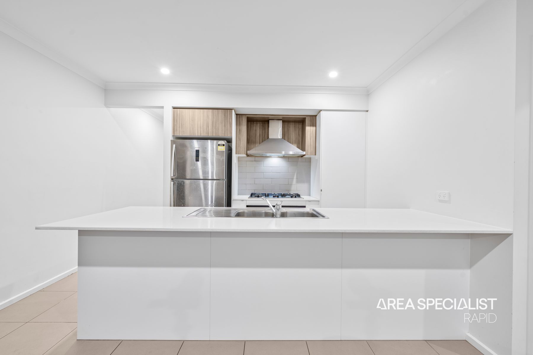 4 Brolga Street, Clyde North, Clyde North - Thumbnail 5
