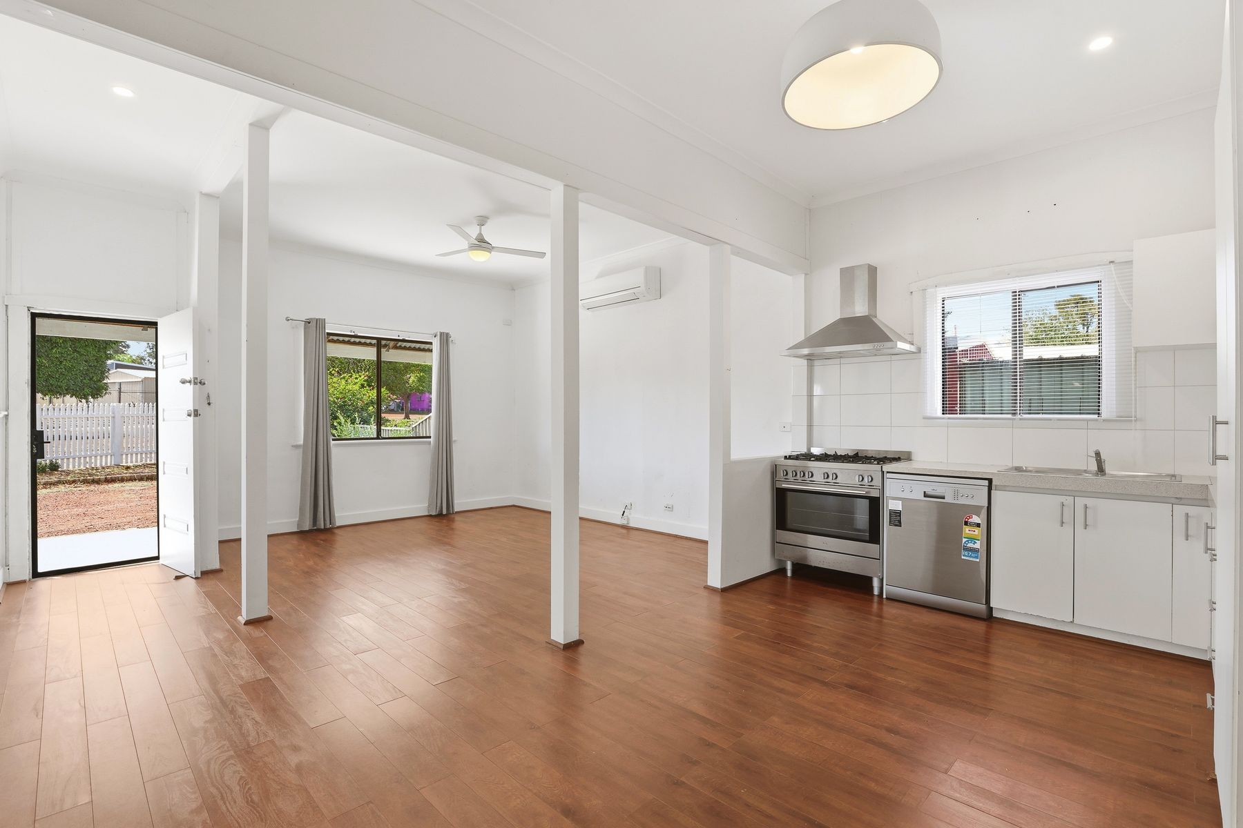121 South Western Highway, Waroona WA 6215, Waroona - Thumbnail 3