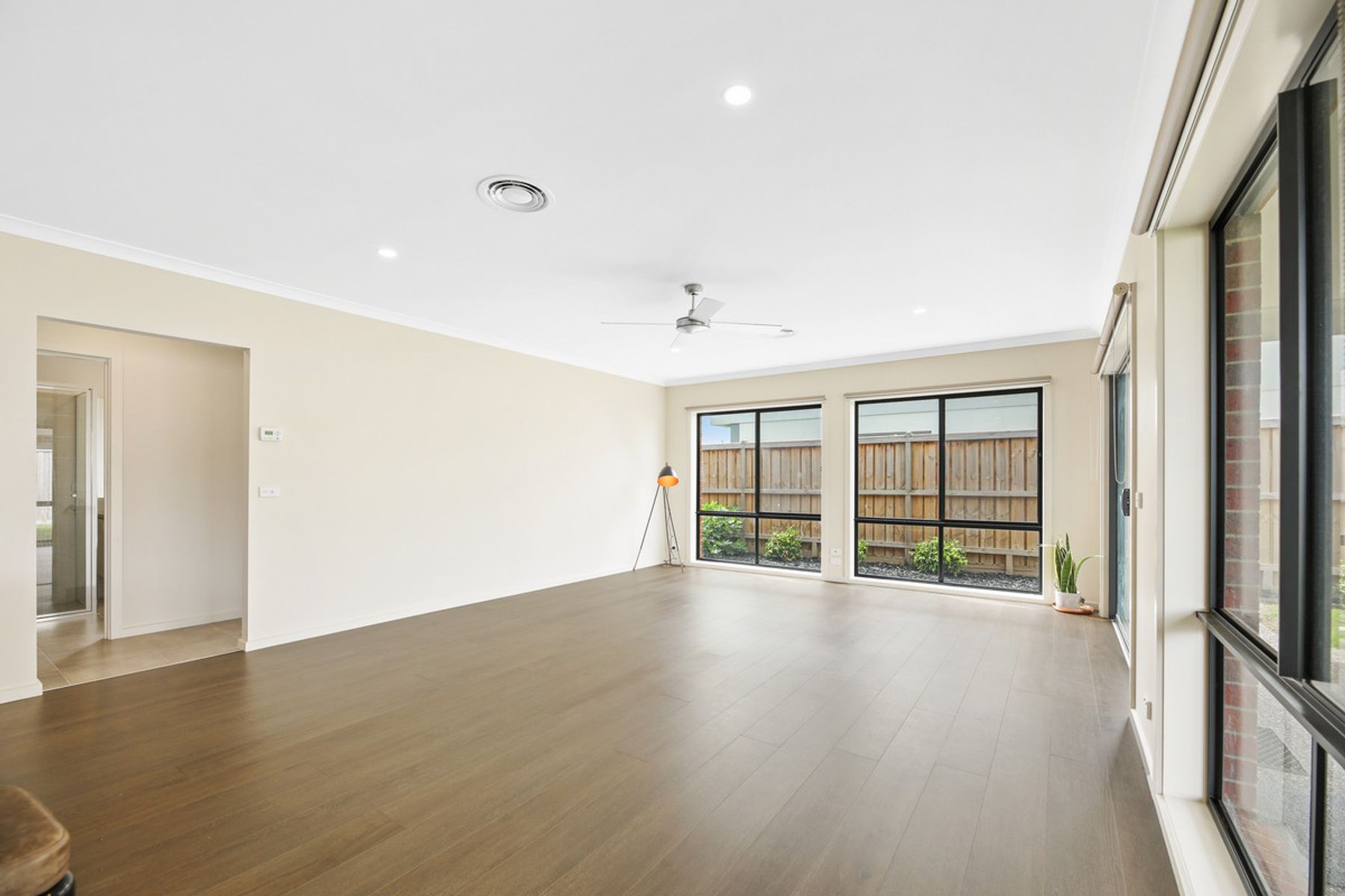 15 Bentley Street, Warragul, VIC 3820, Warragul - Thumbnail 6