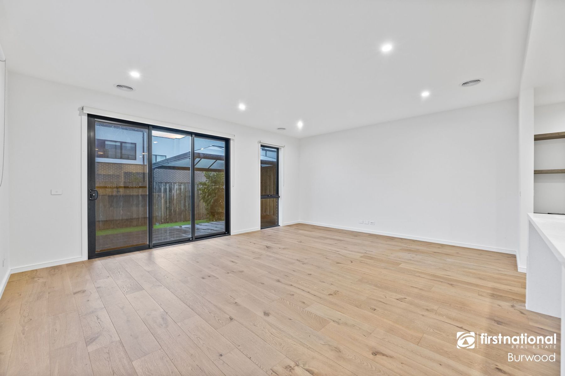 48 Copper Crescent, Burwood East VIC 3151, Burwood East - Thumbnail 2