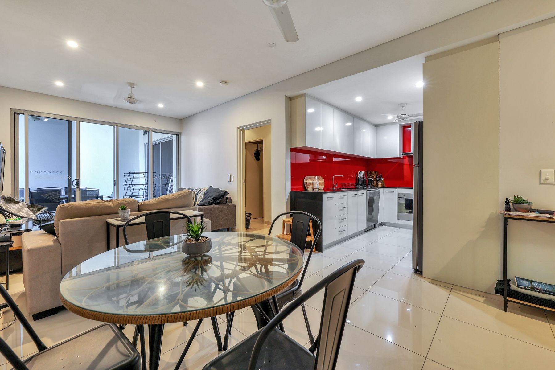 10/39 Cavenagh Street, Darwin City NT 0800, Darwin City - Thumbnail 4