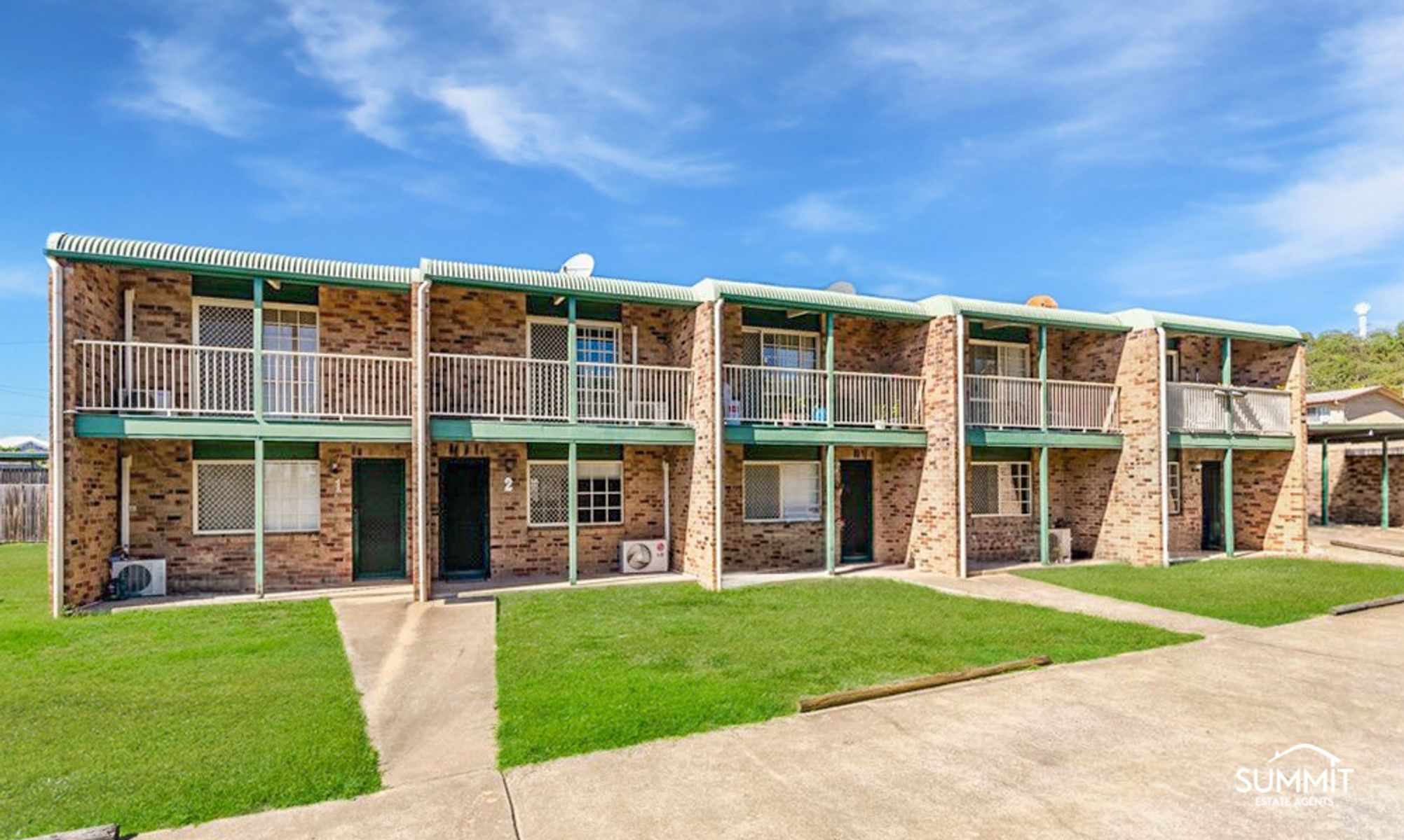 2/218 Auckland Street, South Gladstone - Thumbnail 3